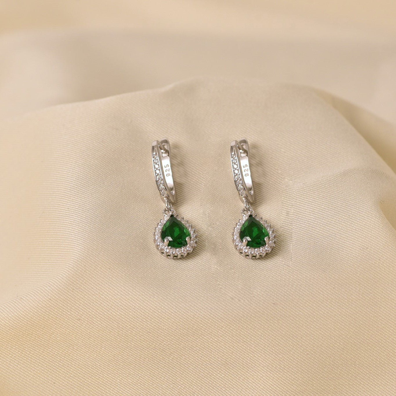 Nita Earrings - Green