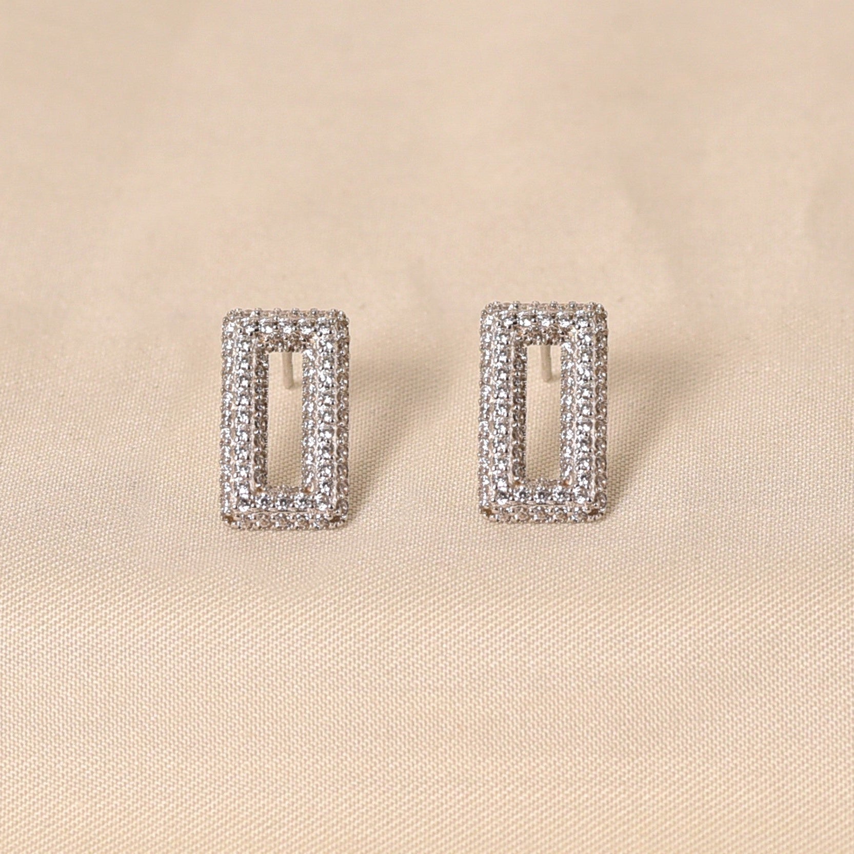 Sofia Earring