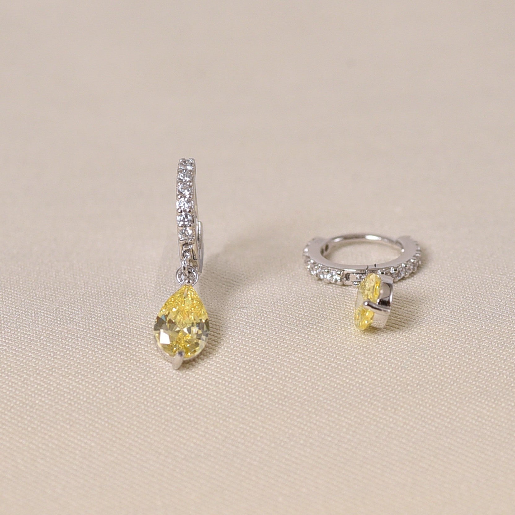 Simple Drop Hoops - Yellow