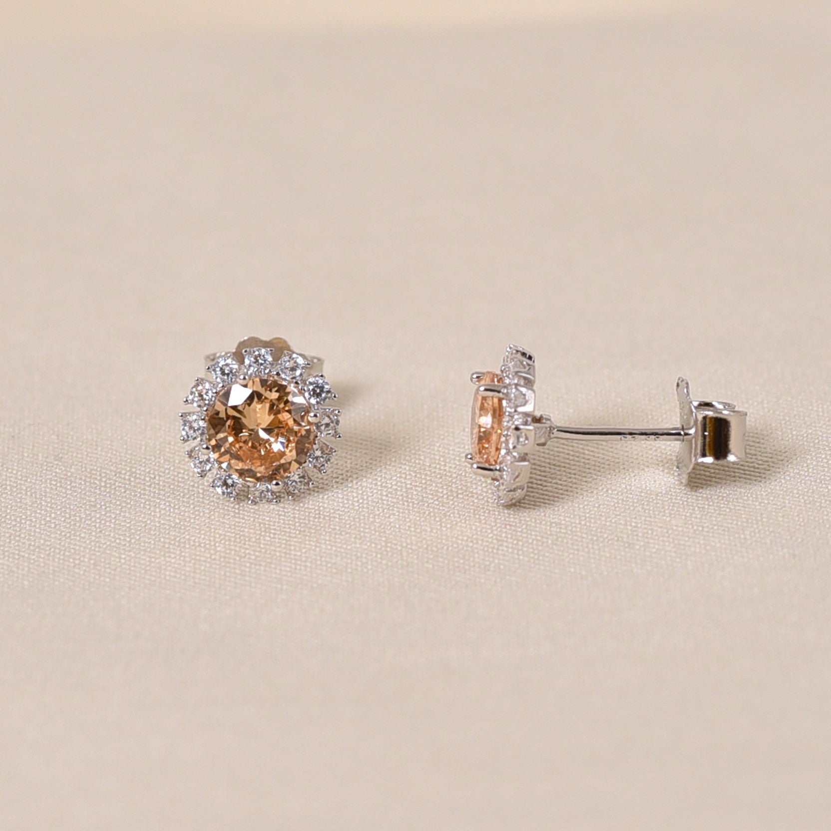 Zinnia Studs - Orange