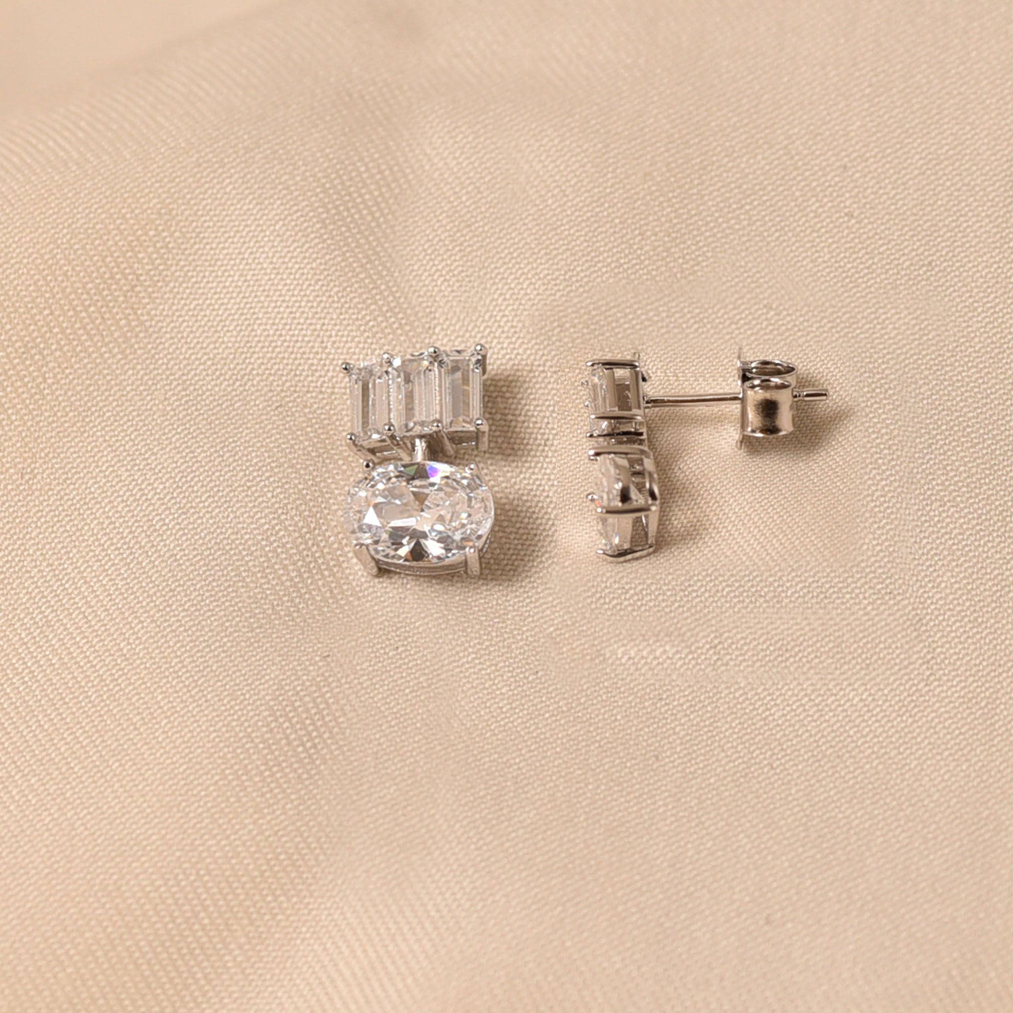 Stand in Oval Earrings