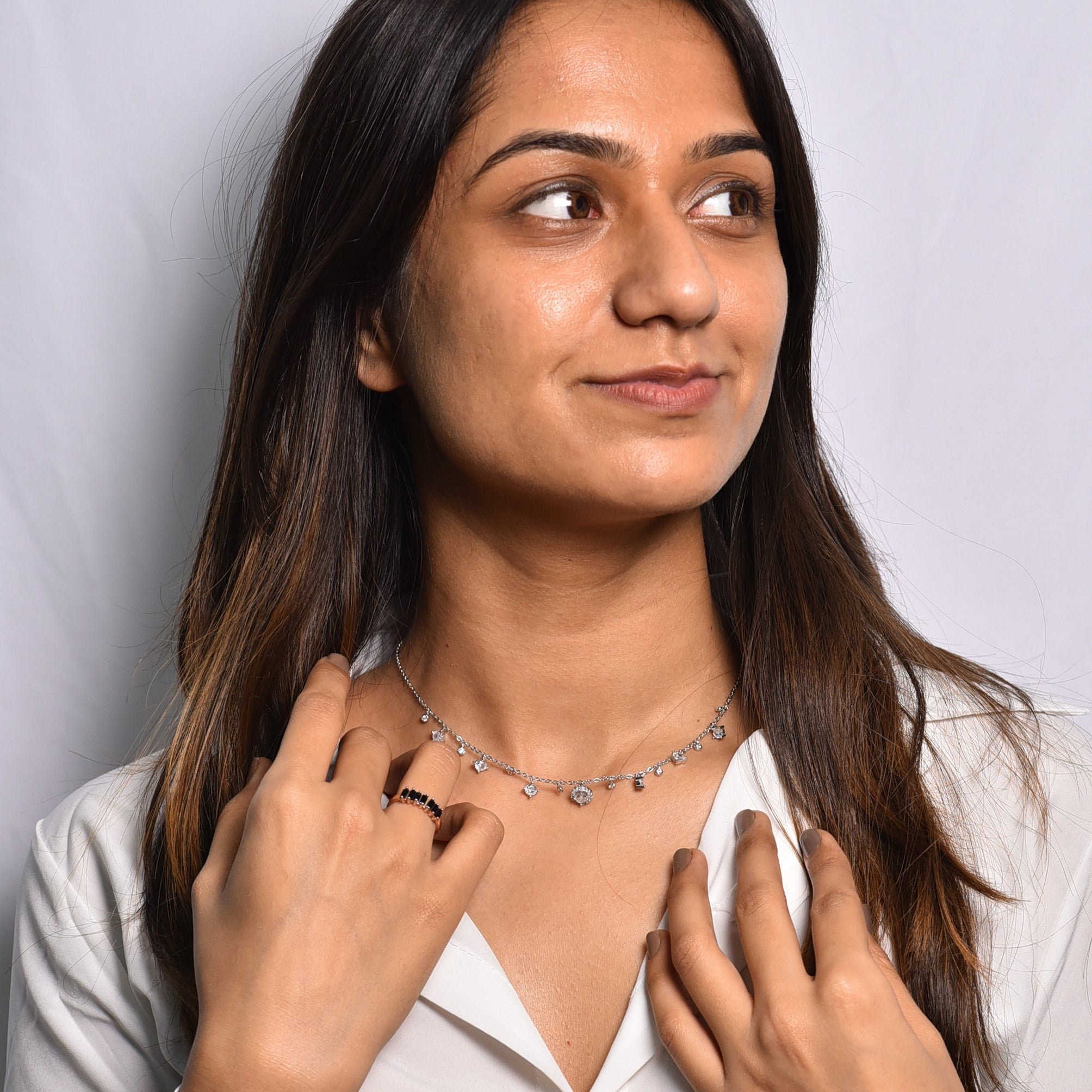 Ila Necklace