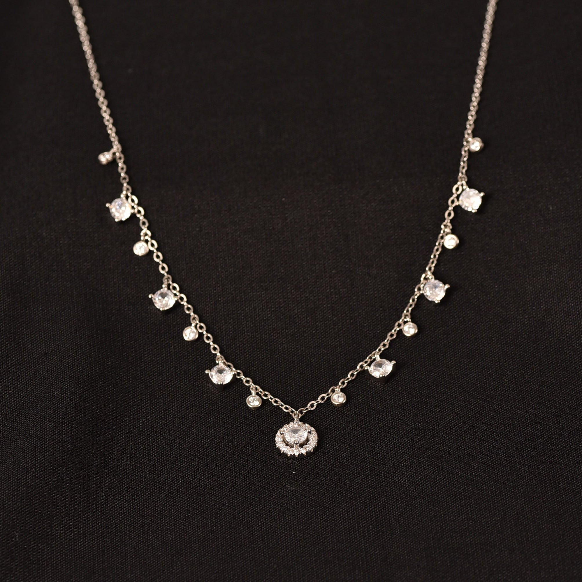 Ila Necklace
