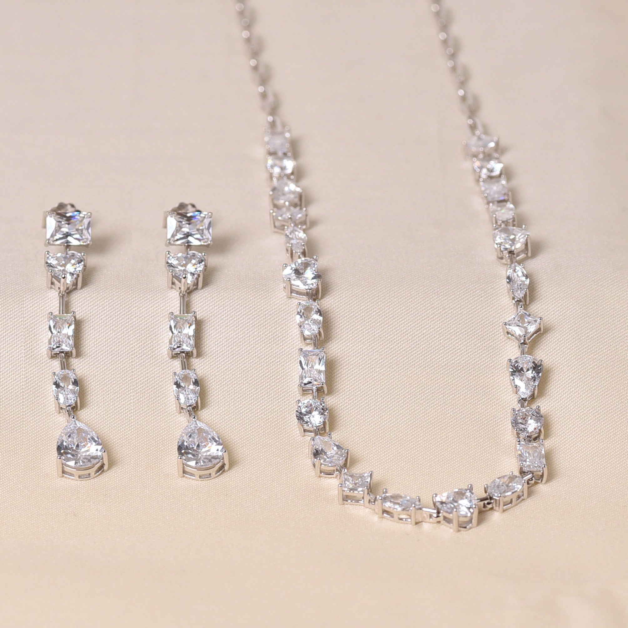 5-Shaped Necklace Set