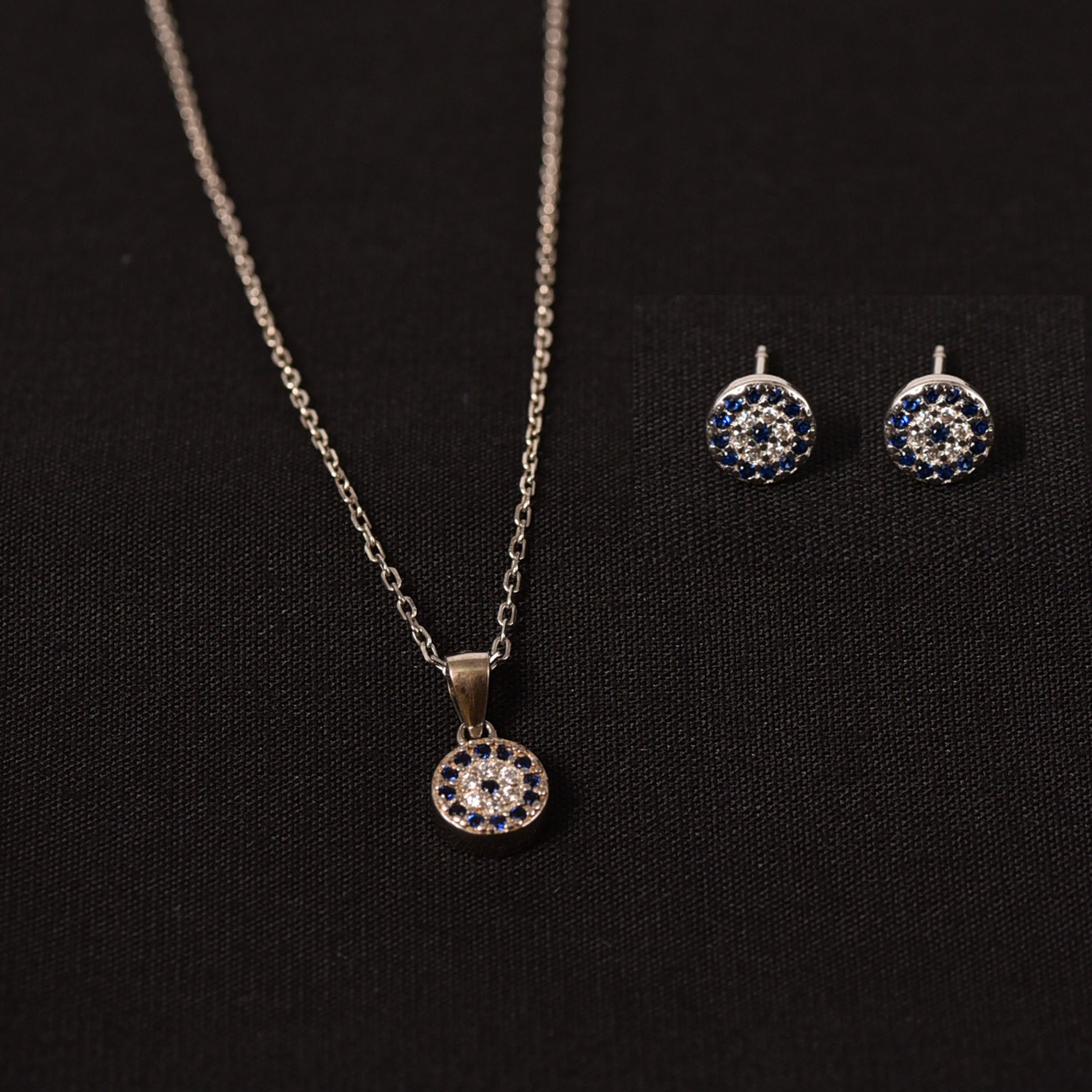 TrueSelf Pendant Set with chain