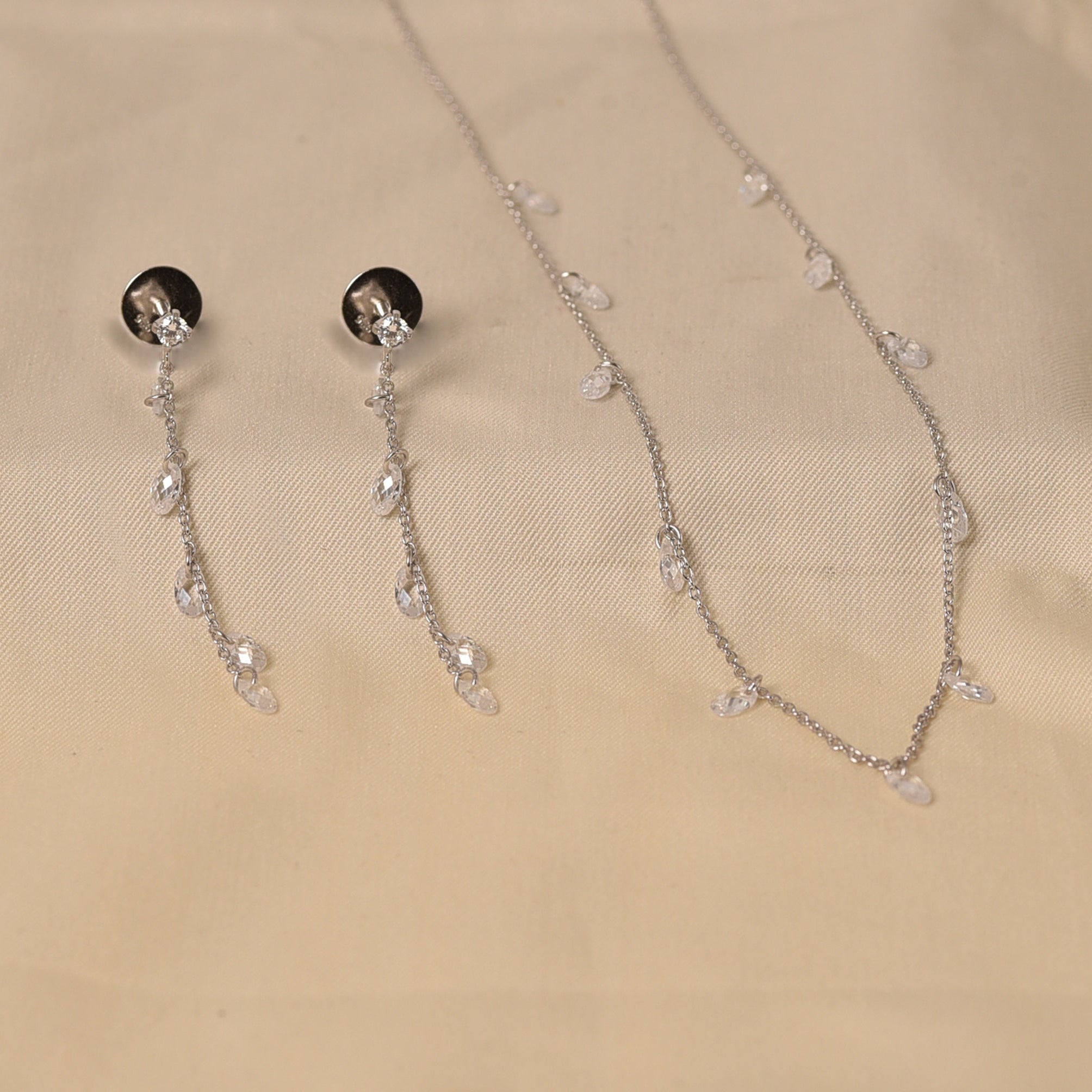 Willow Pendant Set with Chain