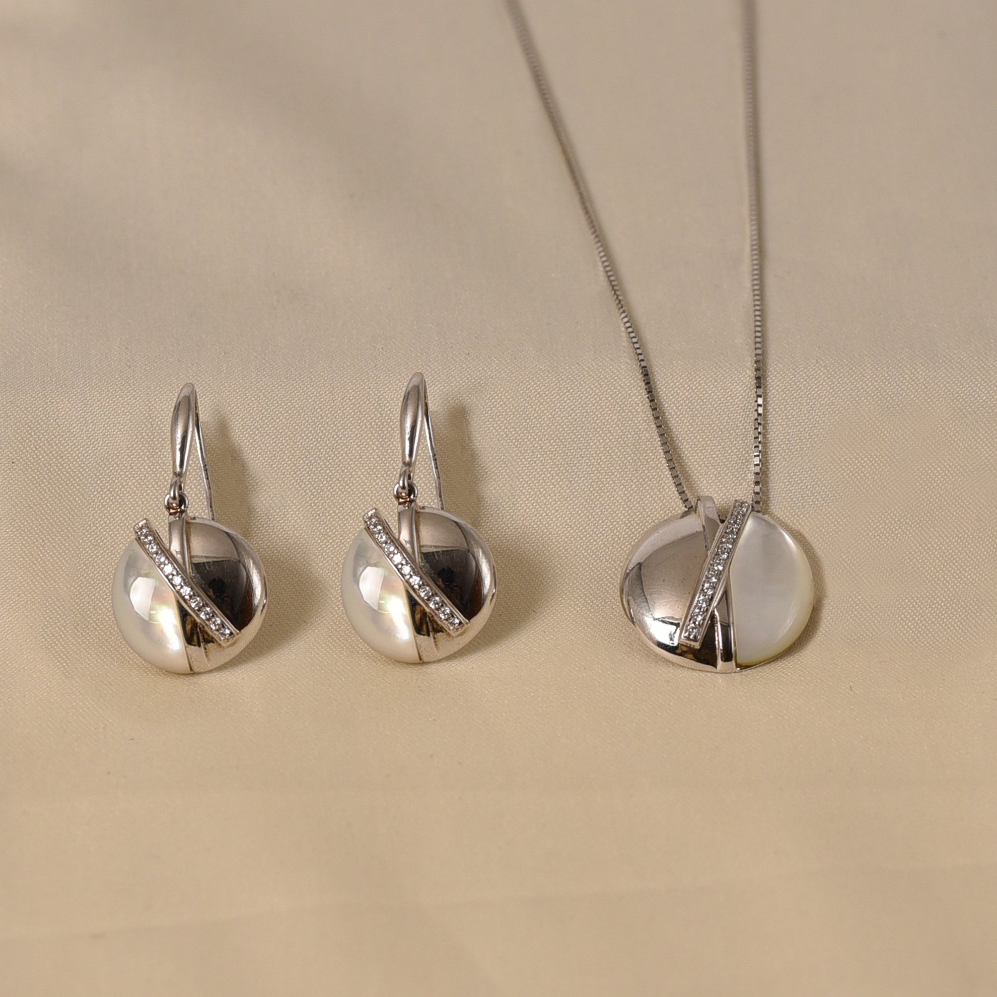 Polka Pop Pendant Set without chain