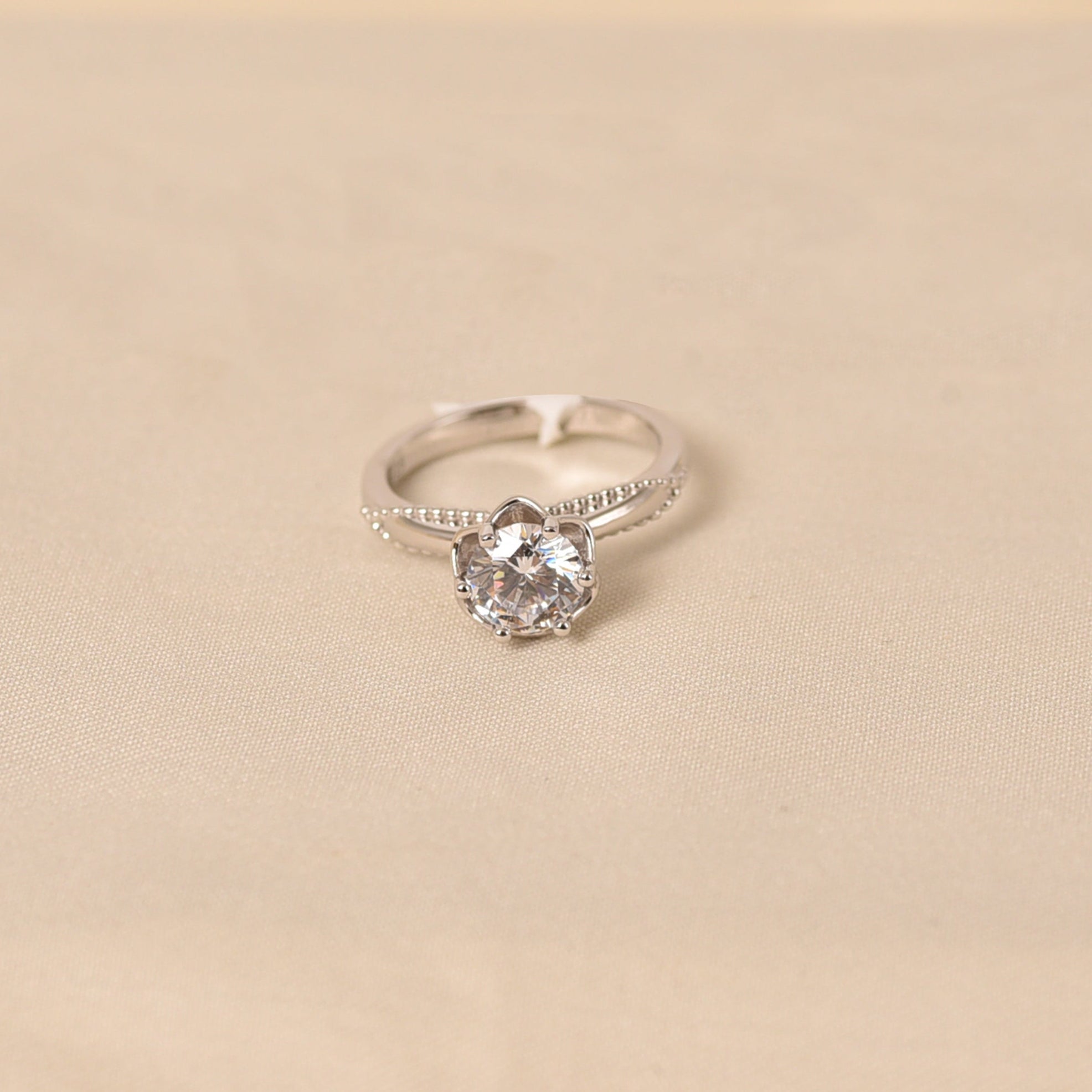 Navi Diamond ring