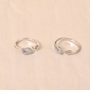 Leaf Diamond Toe Ring