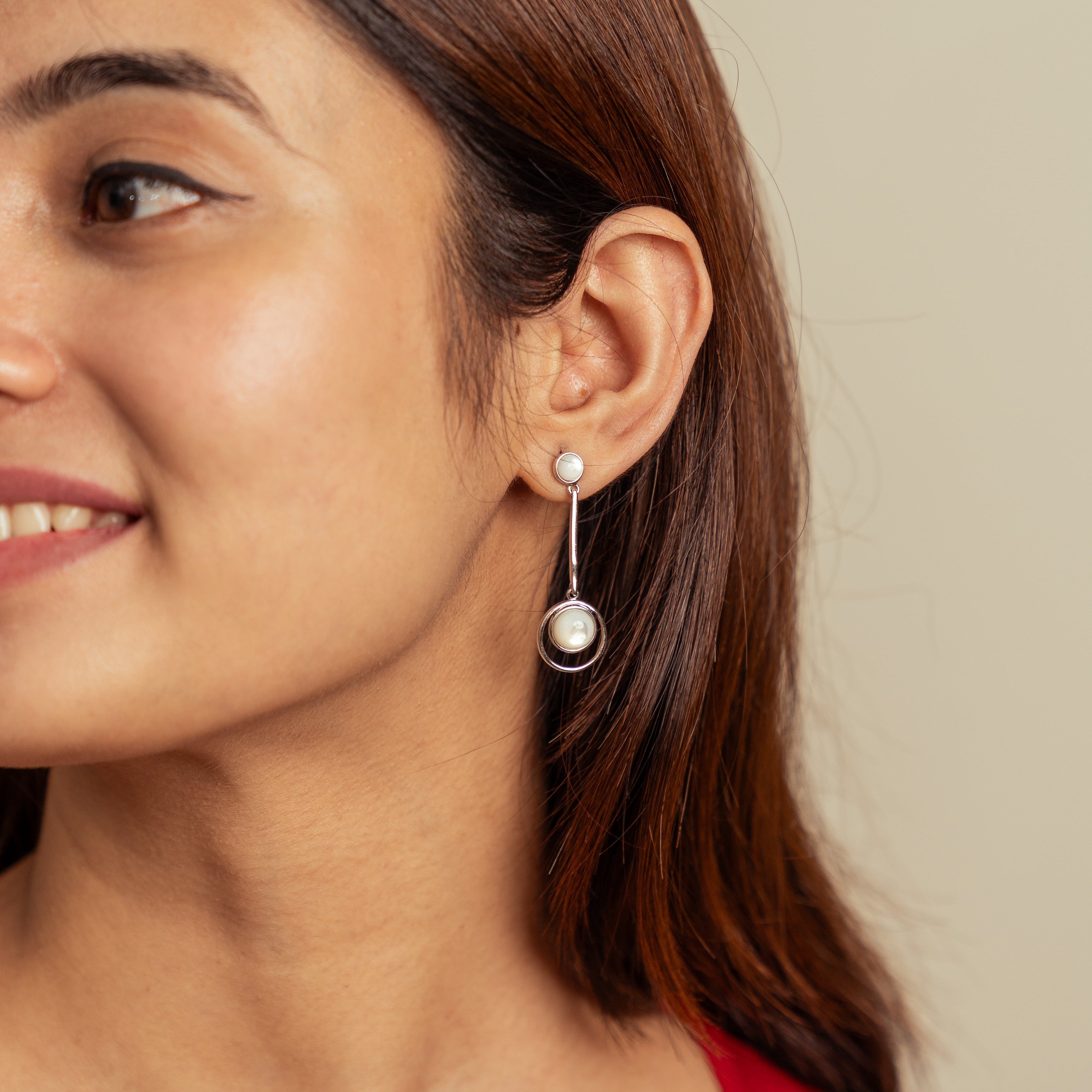 Mother of Pearl Drops Earring - Elyta