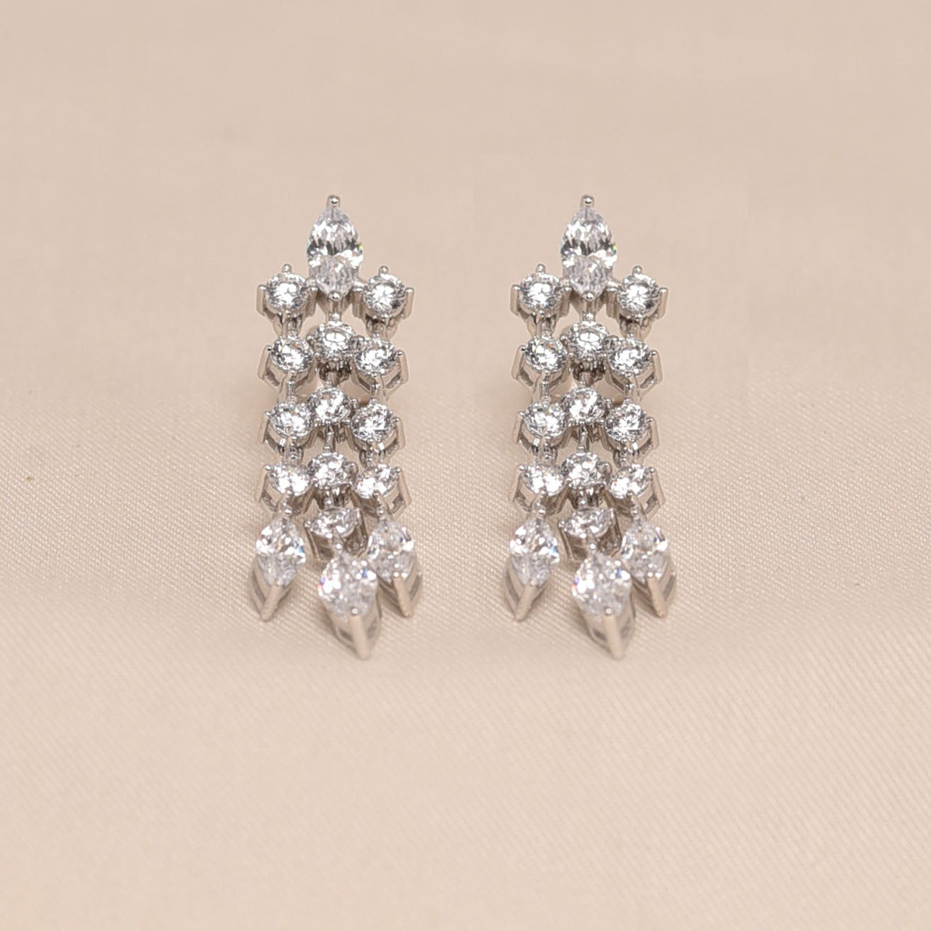 925 Sterling Silver Drops Earring for Women - Elyta