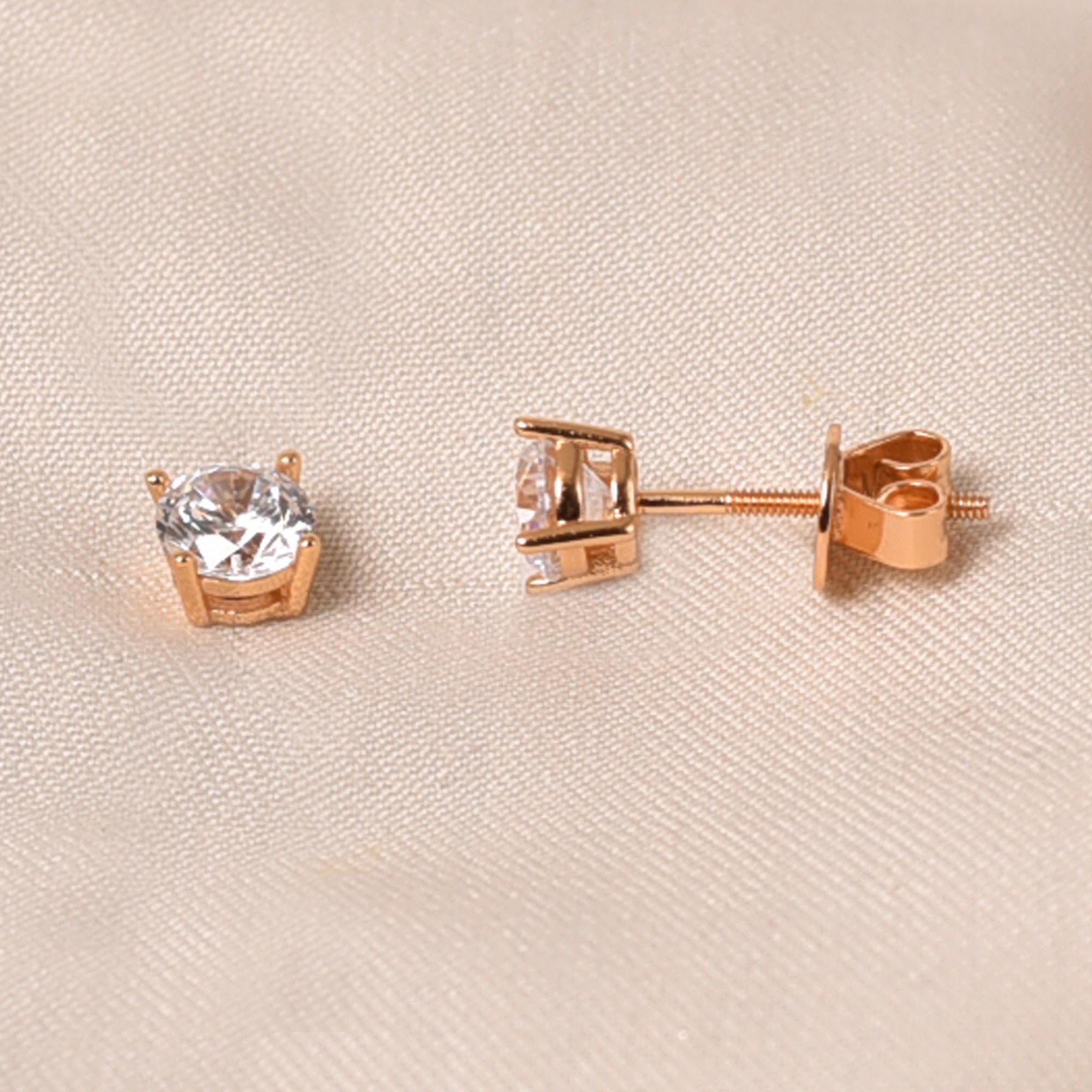 High Quality CZ Studs Earring in Gold