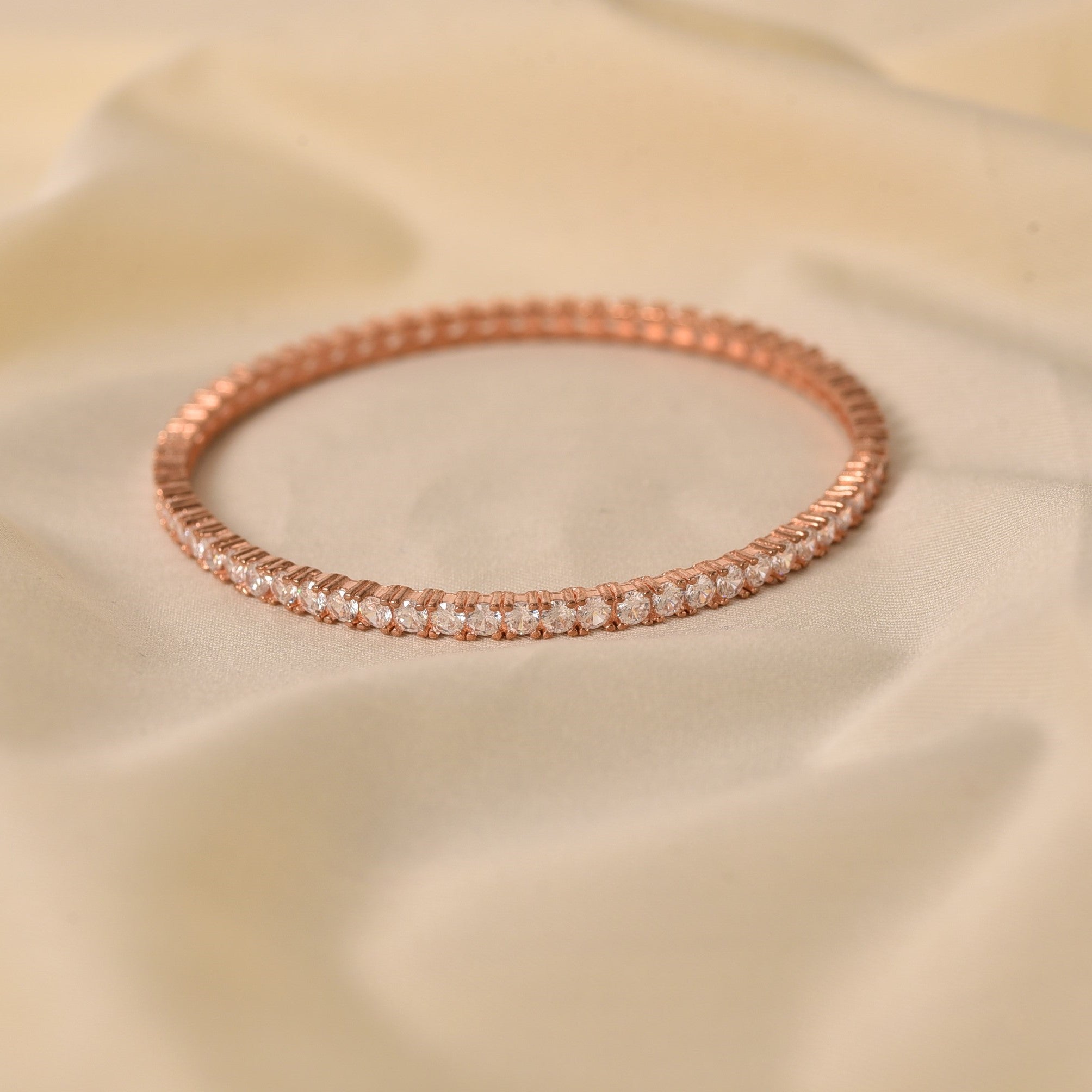 Round Bangle