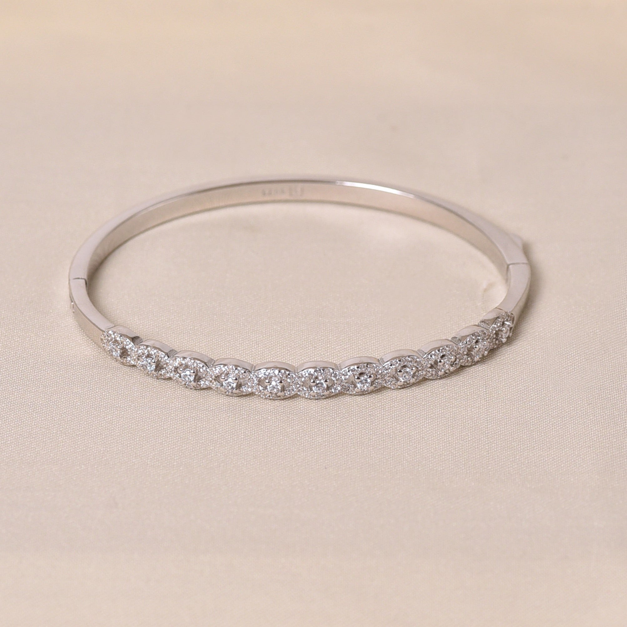 BK03392S24.jpg