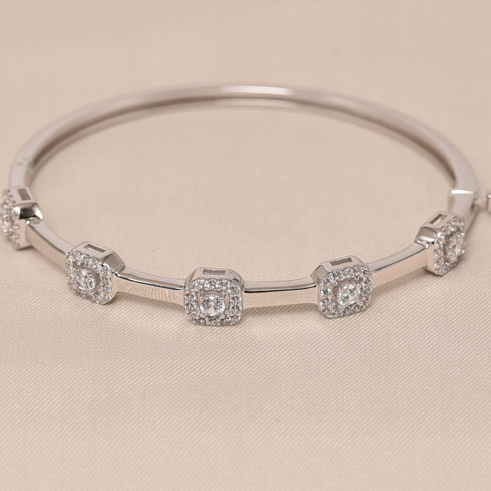 925 Sterling Silver  Geometric Bracelet Kada for Women - Elyta