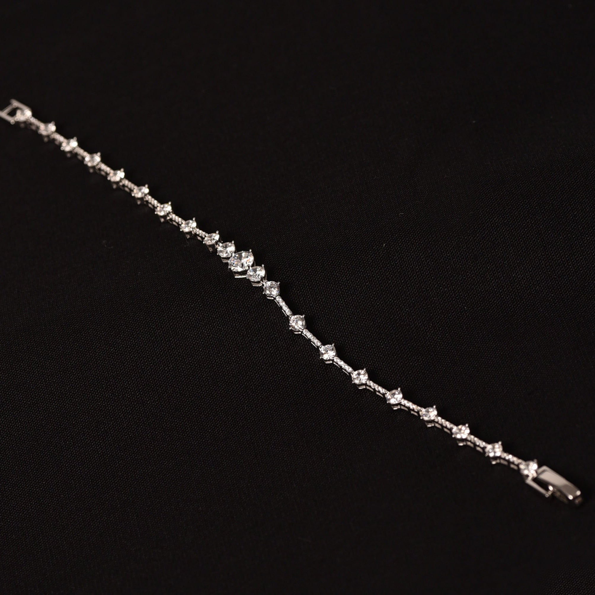 Elegant diamond bracelet suitable for special occasions.