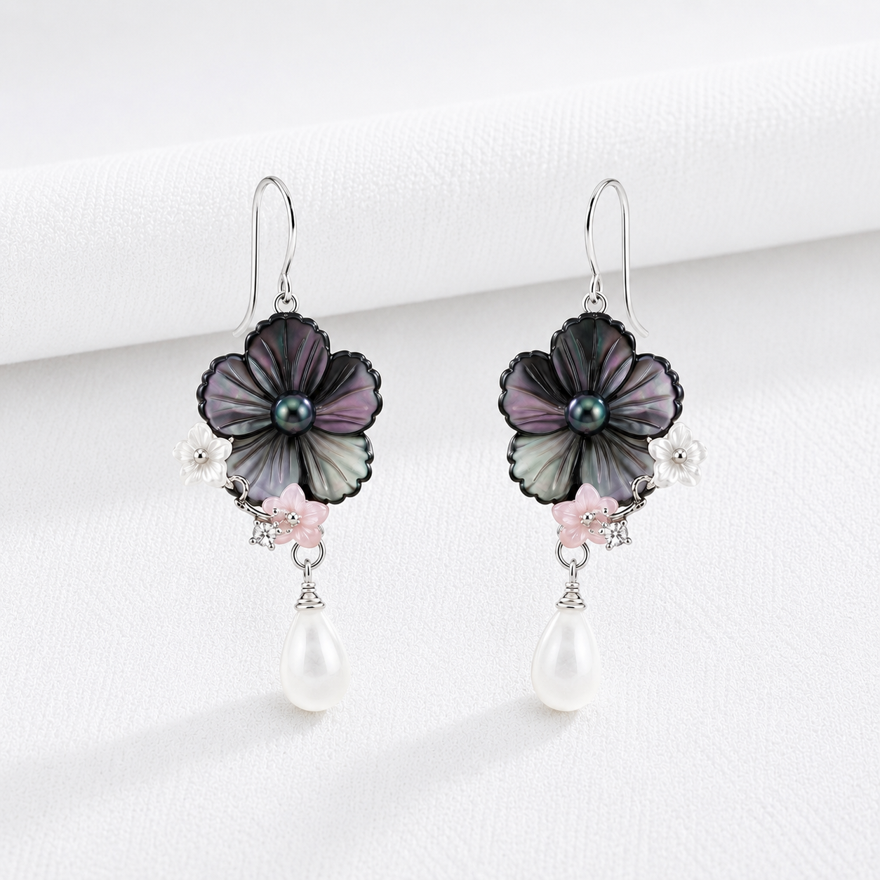 925 Silver Pearlora Earrings - Black