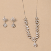 Engagement Necklace Set in 925 Silver by Elyta
