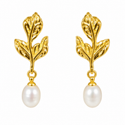 Metailque Leaf Pearl Earrings