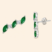 952 Silver Leaf Curved Earring - Green