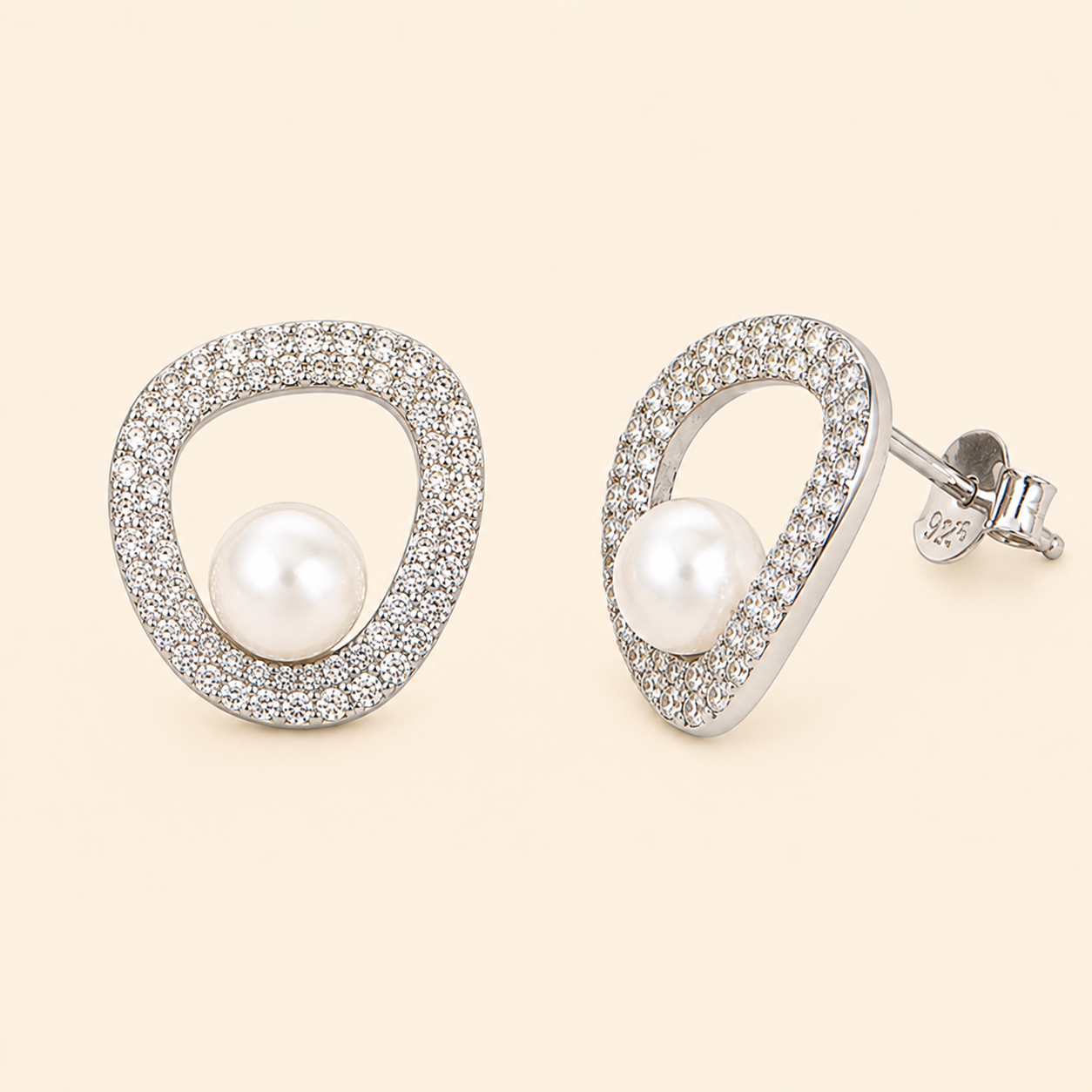 Cricle Pearl Studs Earrings