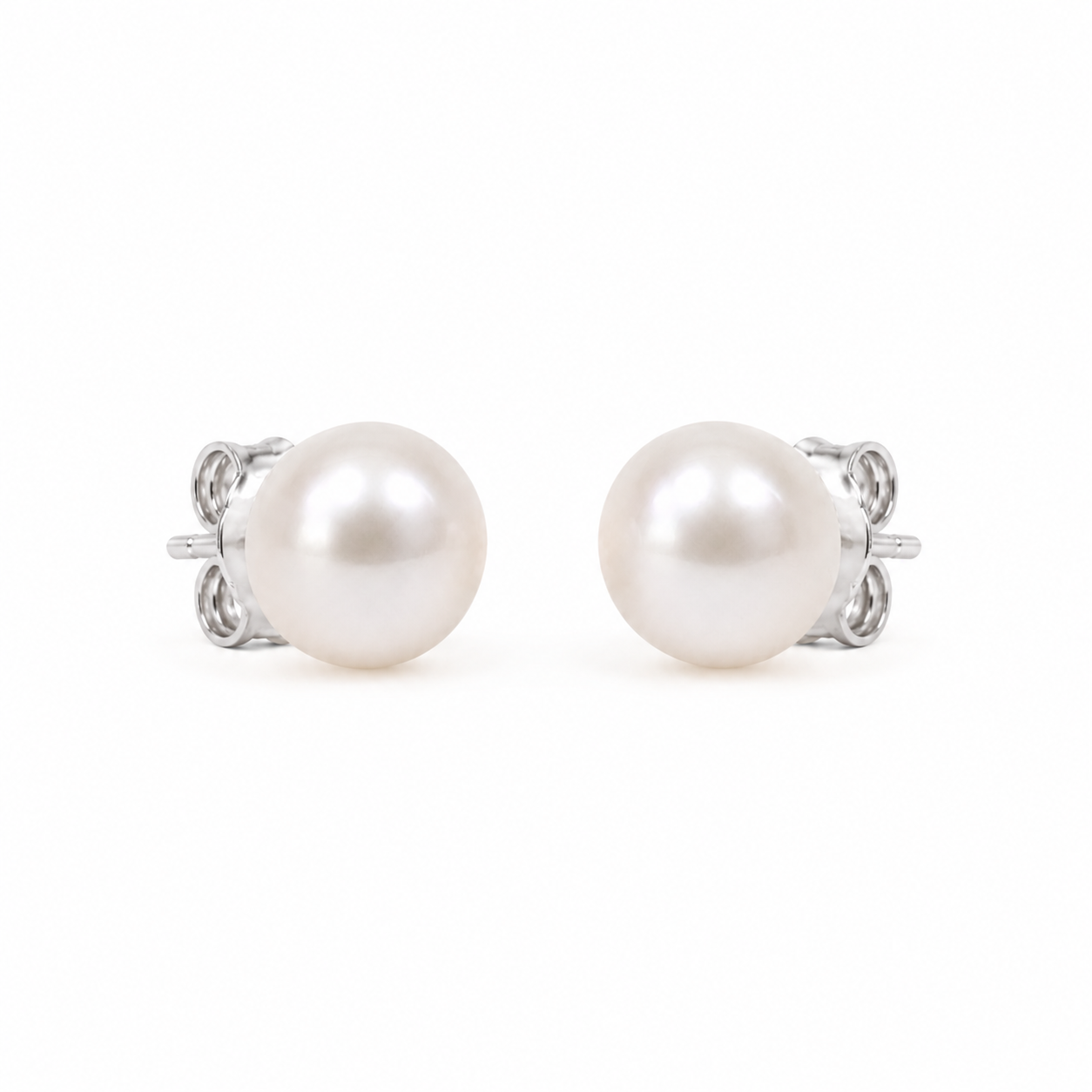 Simple Pearl Studs
