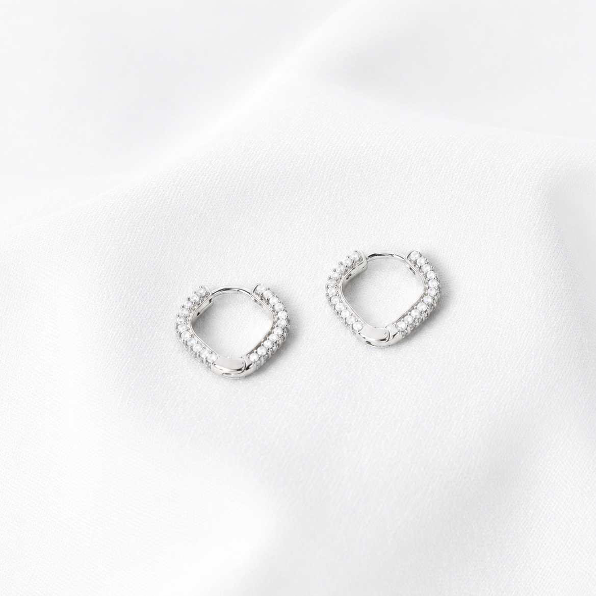 PetiteCurve Hoops