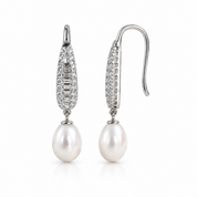 Pearl Lined Drop