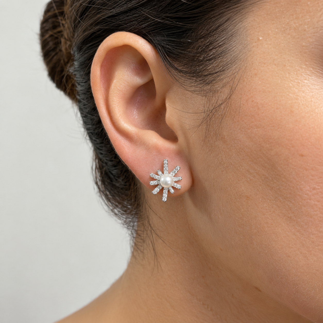 Pearl Starbust Stud Earring