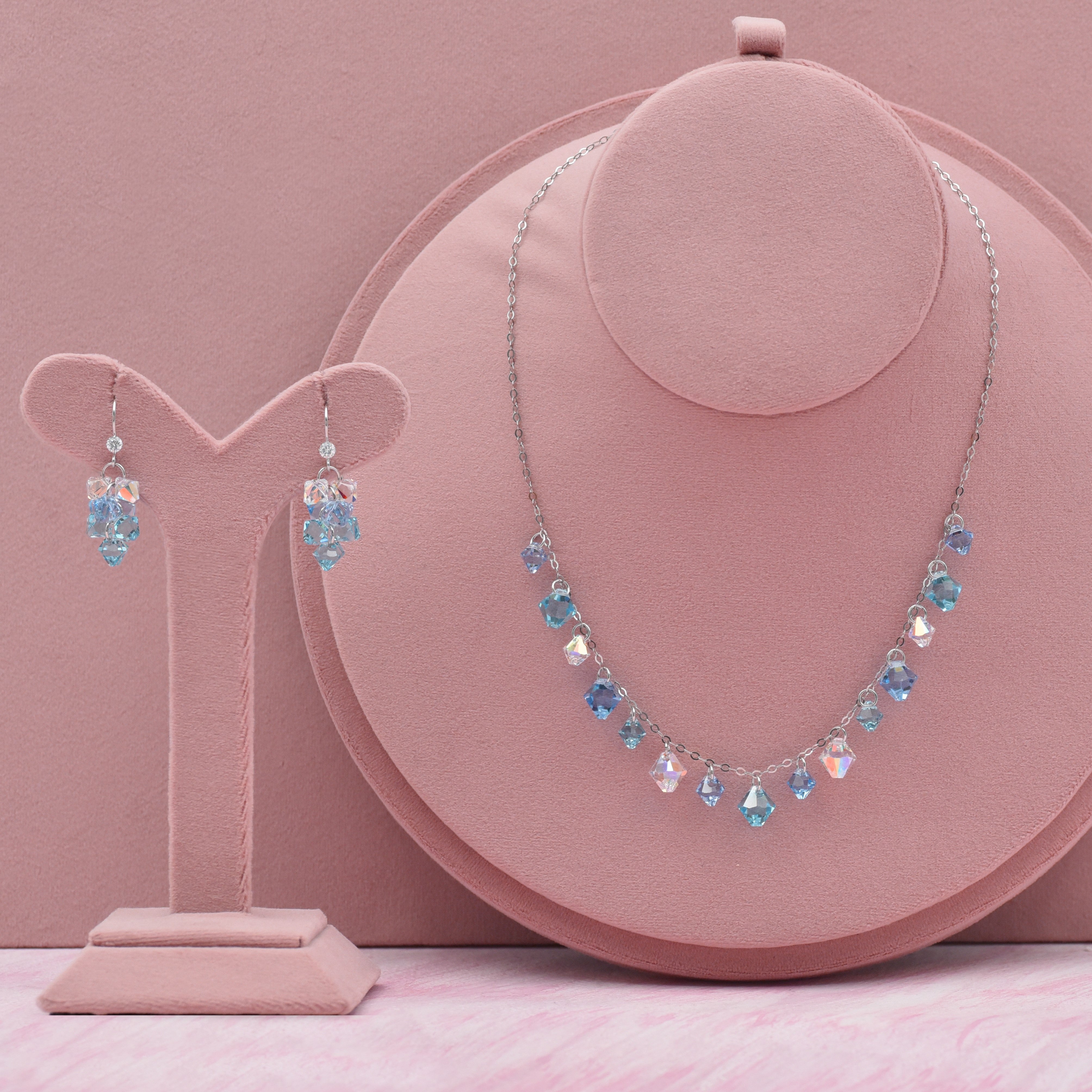 Tranquil Lagoon Swarovski Necklace Set