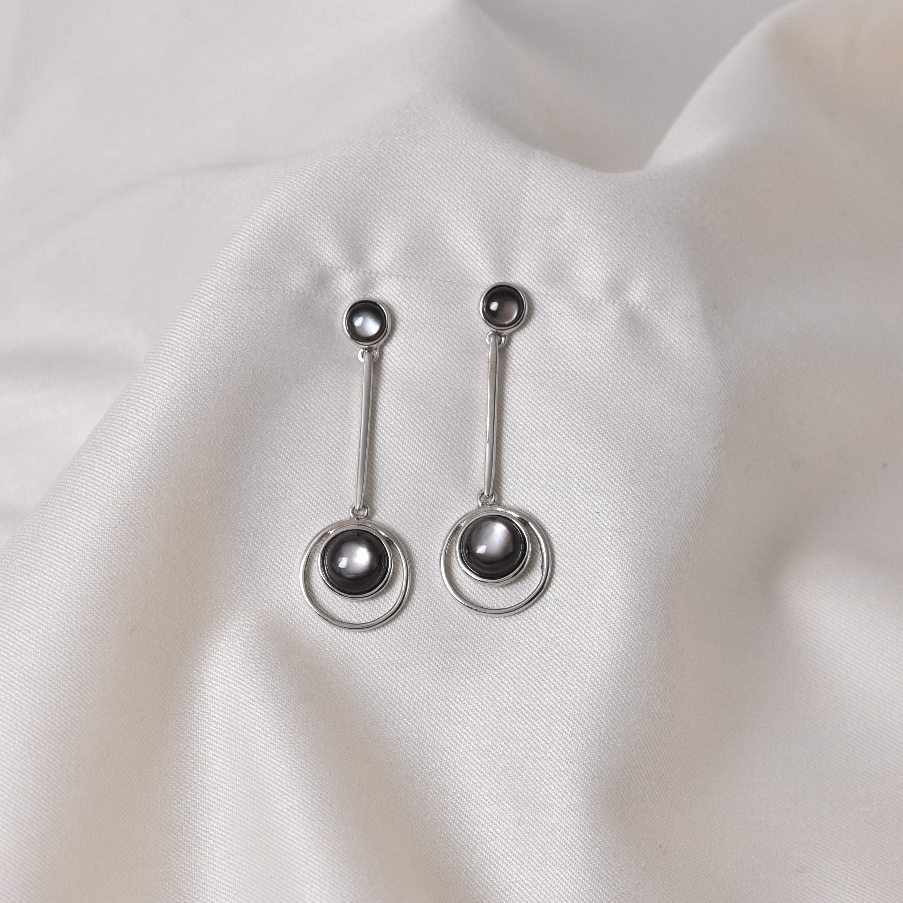 Ecliptic Earrings - Black MOP