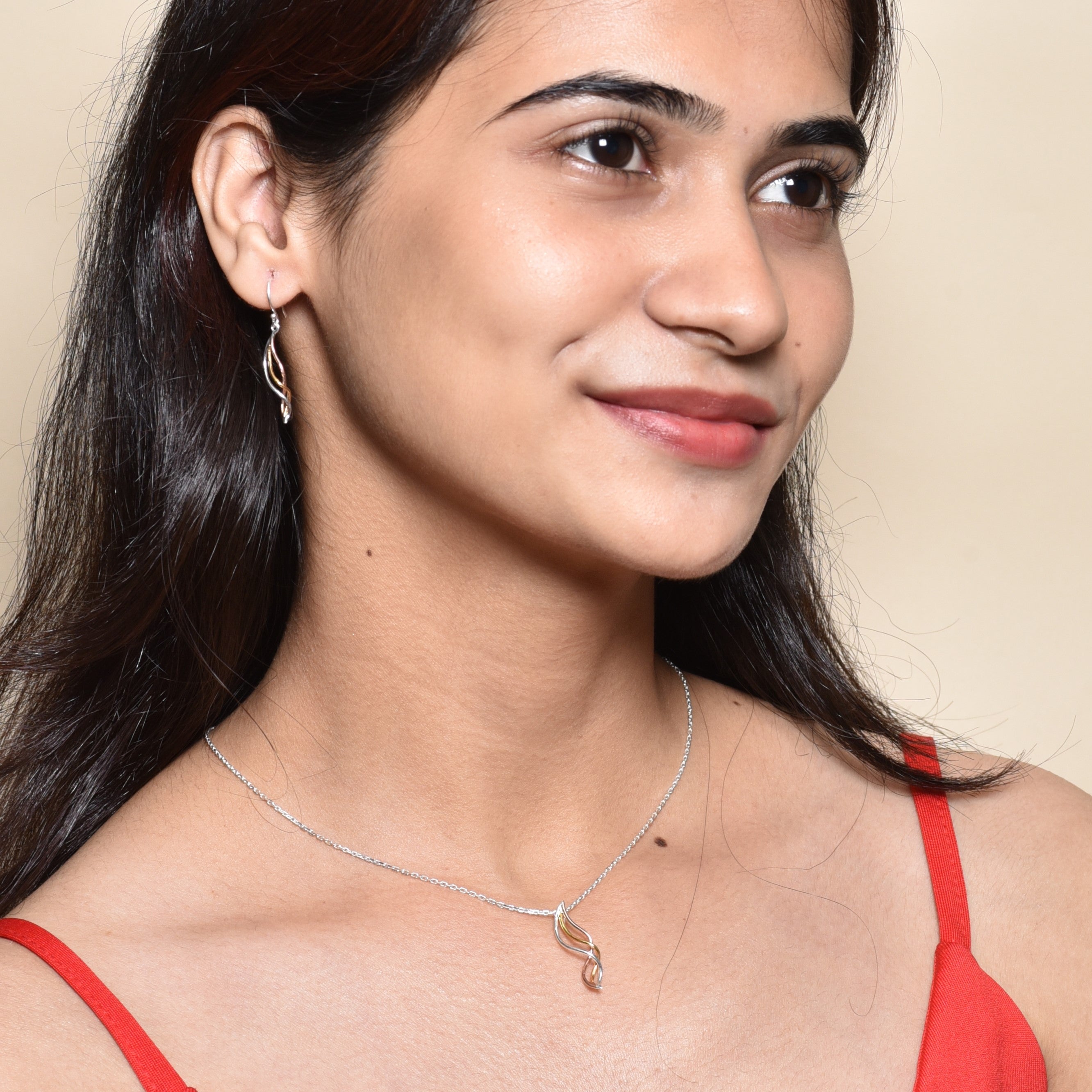 Jingle Pendant Set with Chain