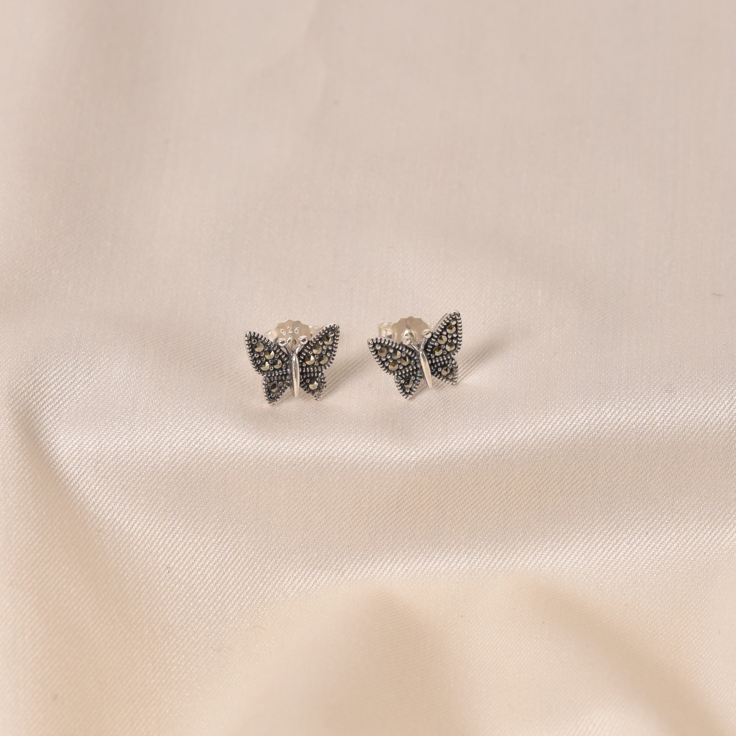 MystiqueMoth Pendant Set