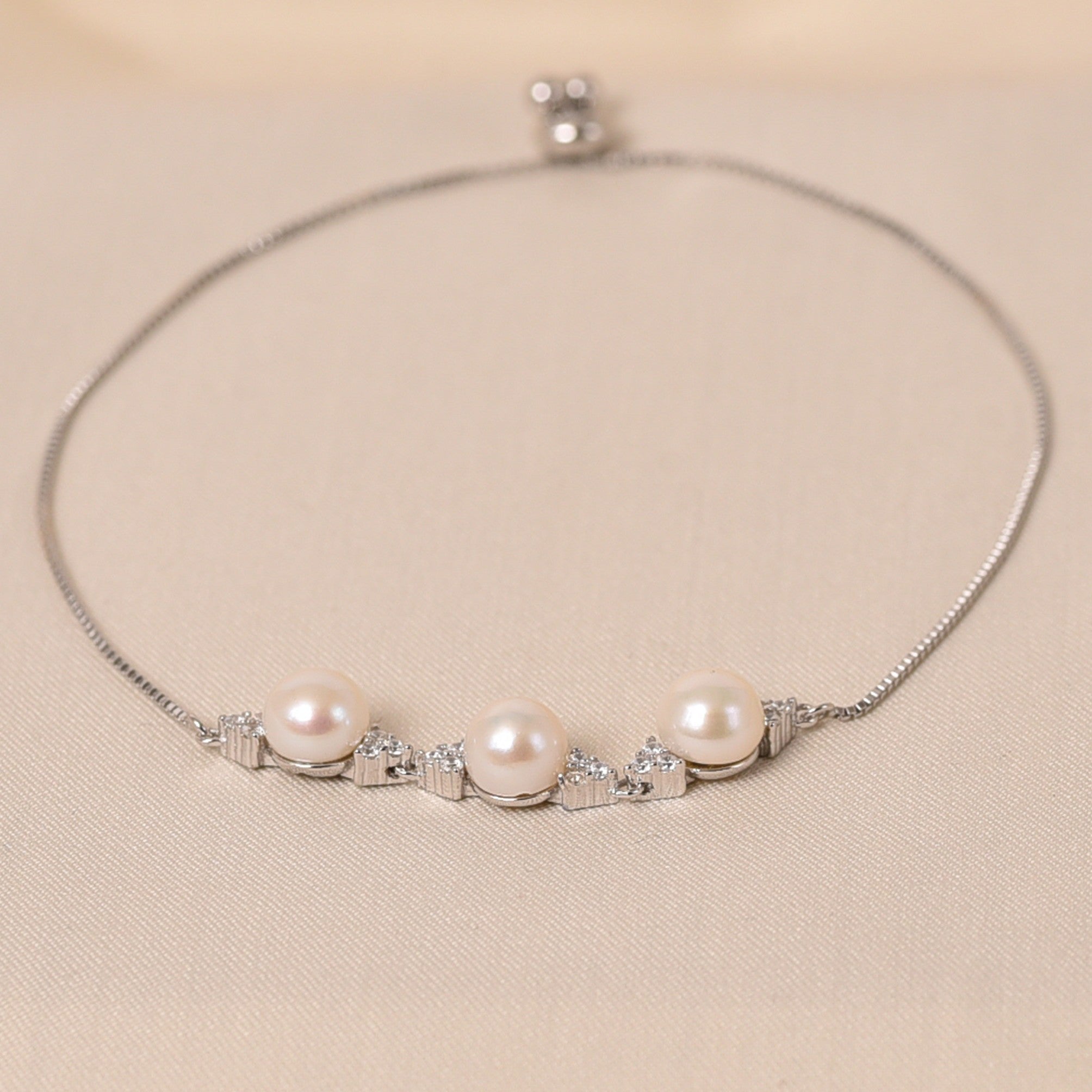 925 Silver  Pearl Bracelet from women by Elyta