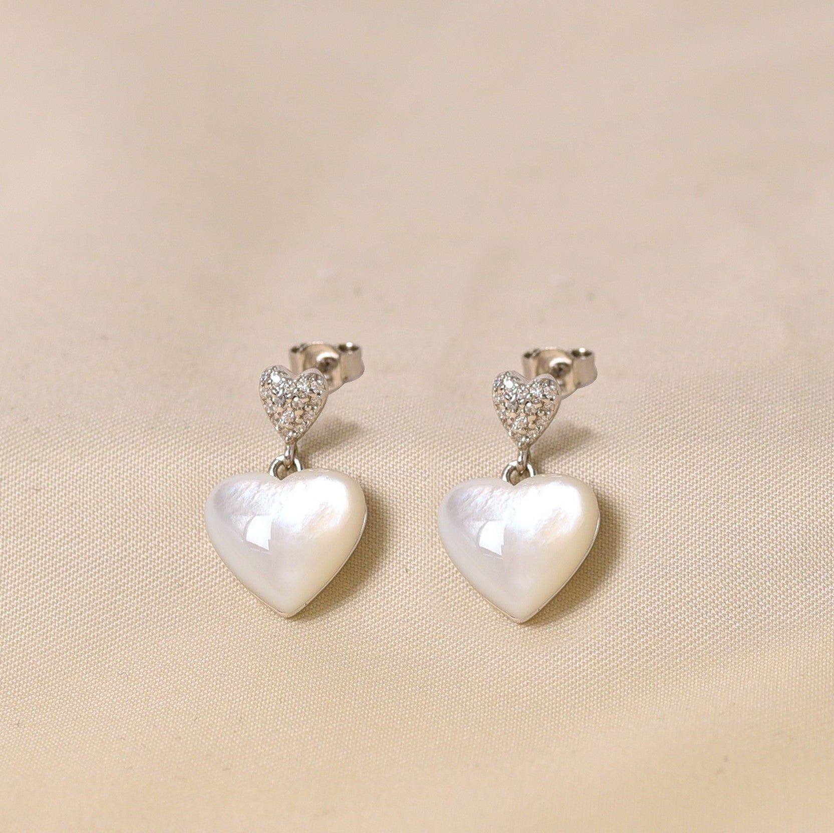 Silver White Heart MOP
