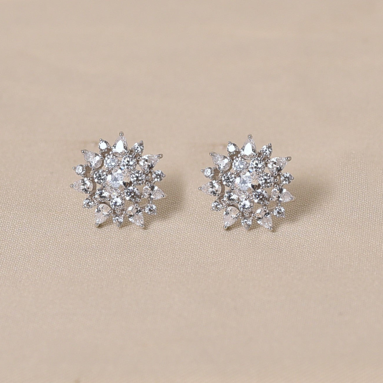 Fluer Earrings