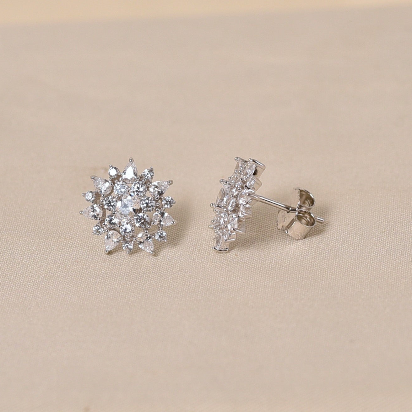 Fluer Earrings