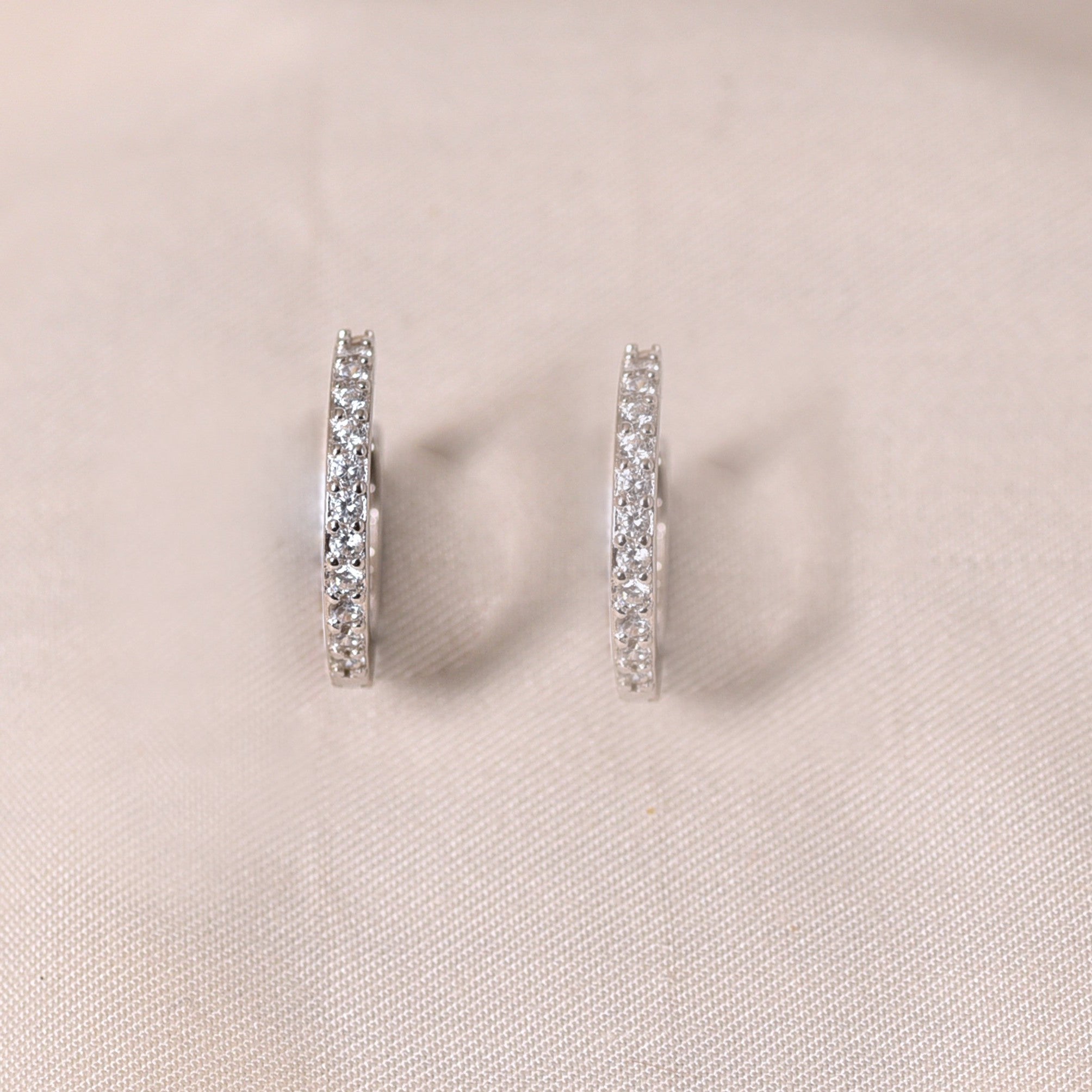 Round Diamond Hoops Earring