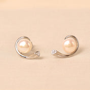Tamsin Pearl Earring