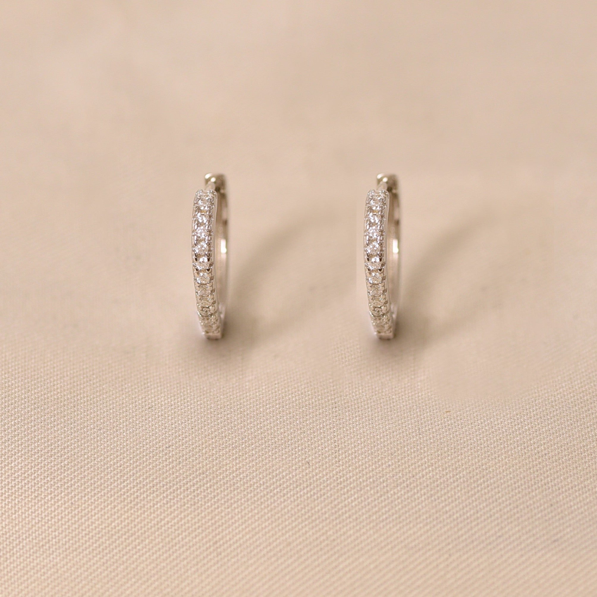 Tine Diamond Earring