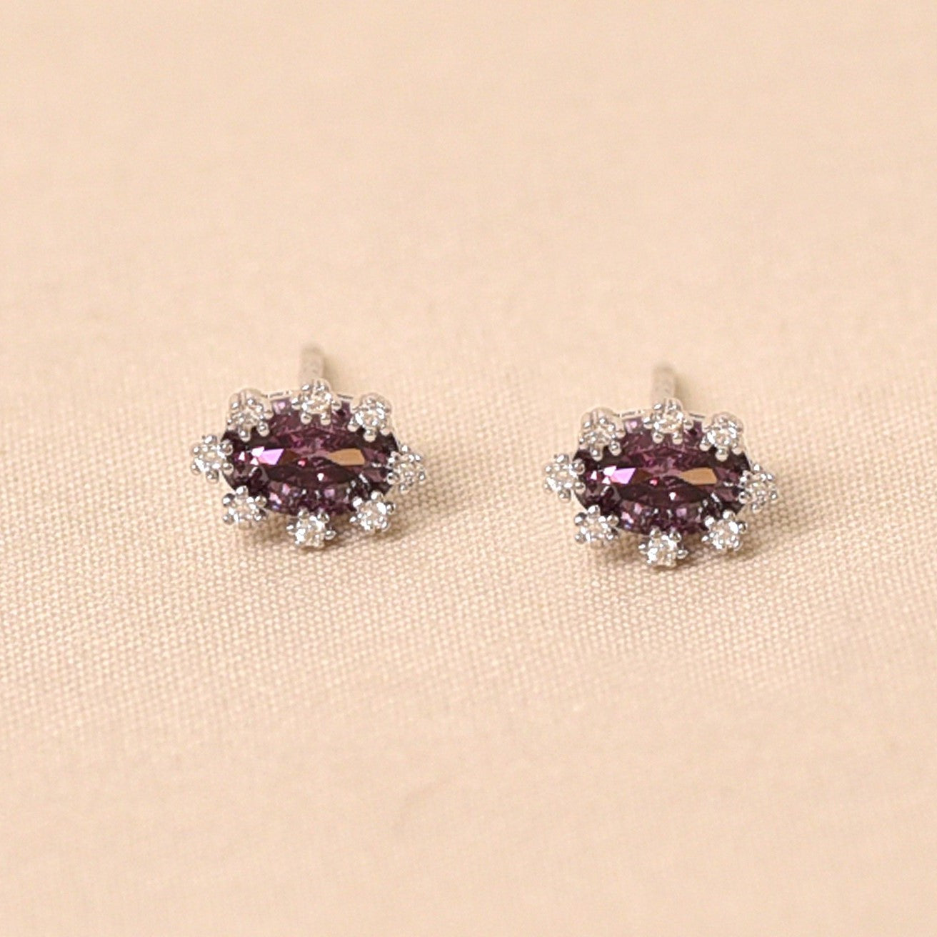 Oval Diamond Studs Earring -Purple