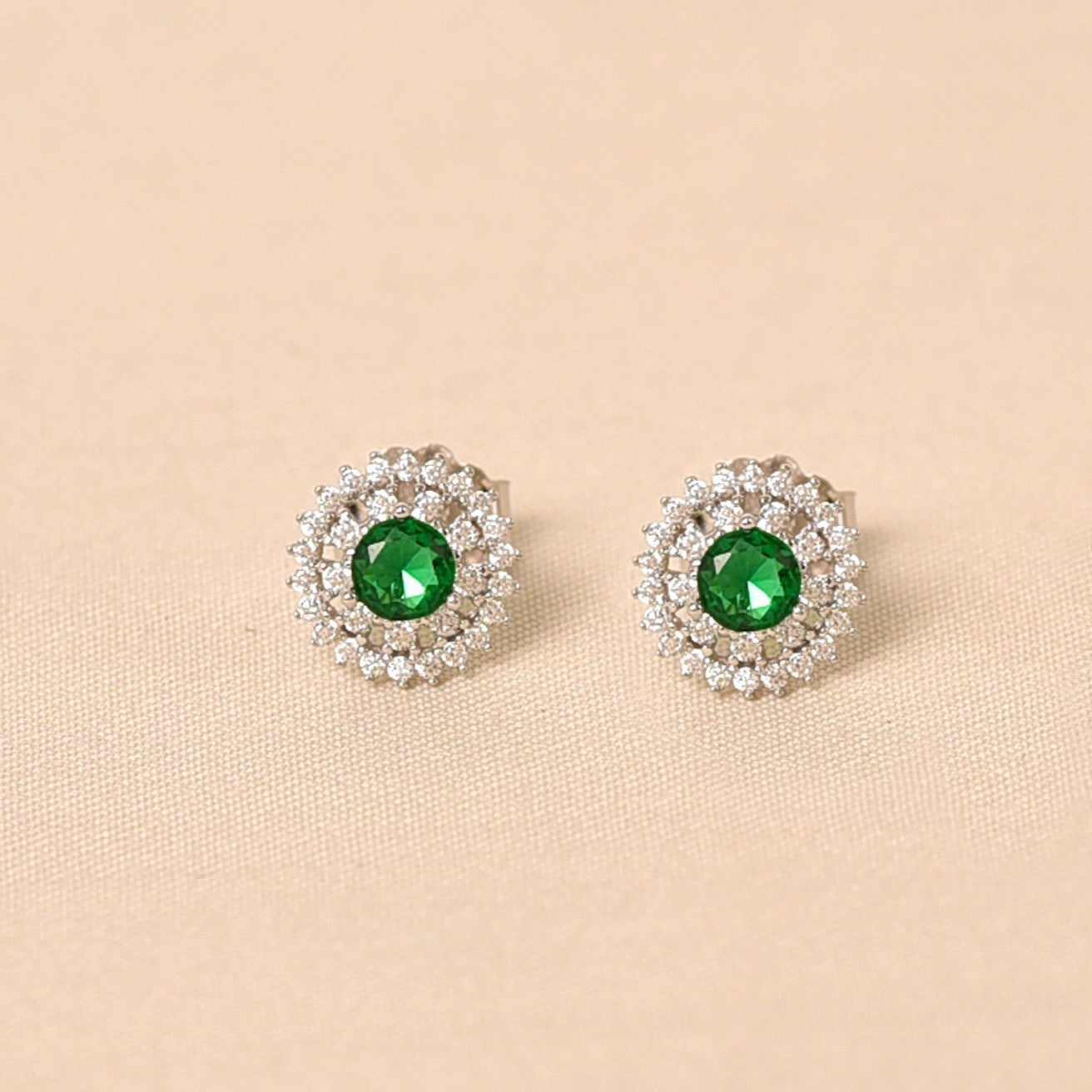Silver Emrald Studs Earring