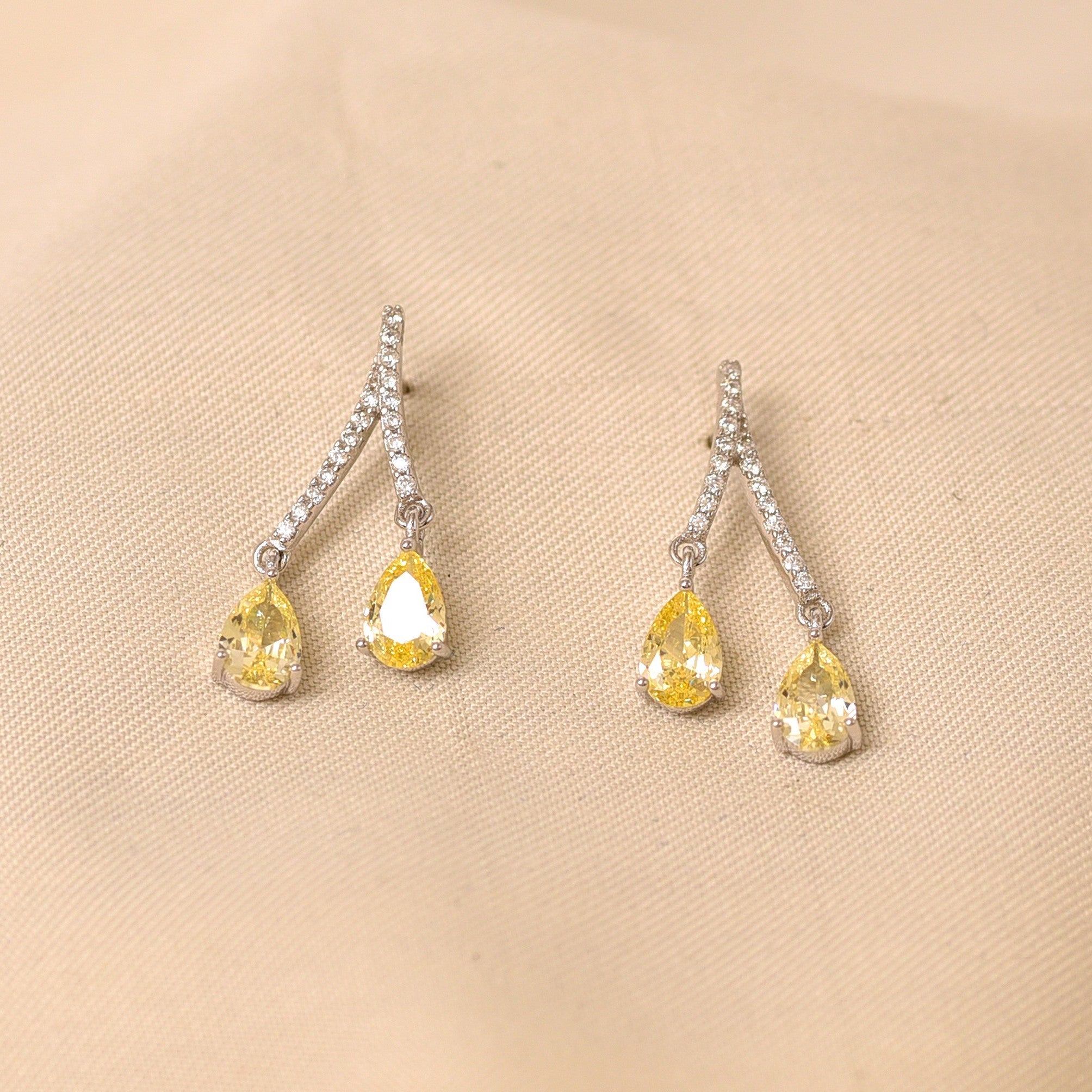 V Simple Drop- Yellow