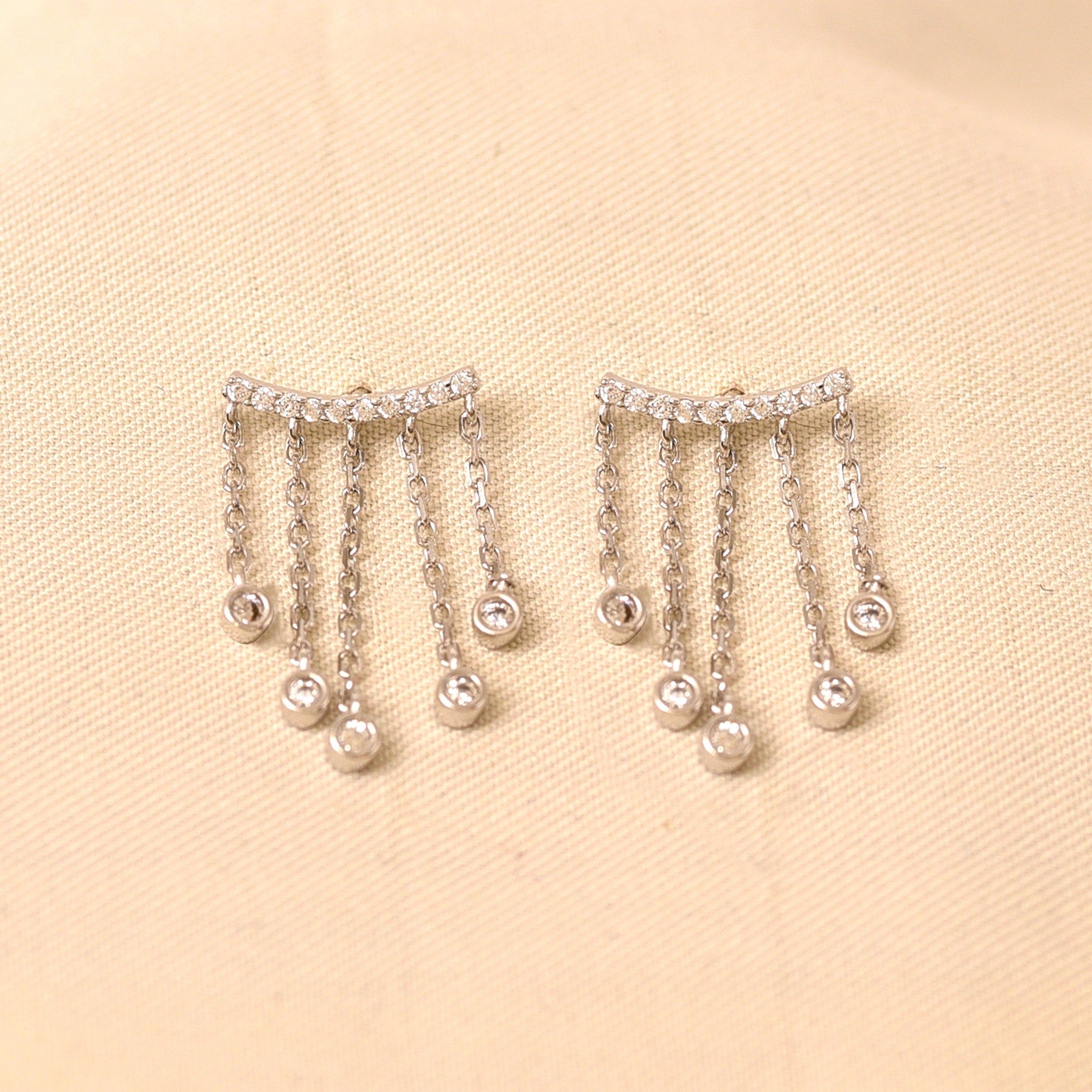 Flirt Drop Earring