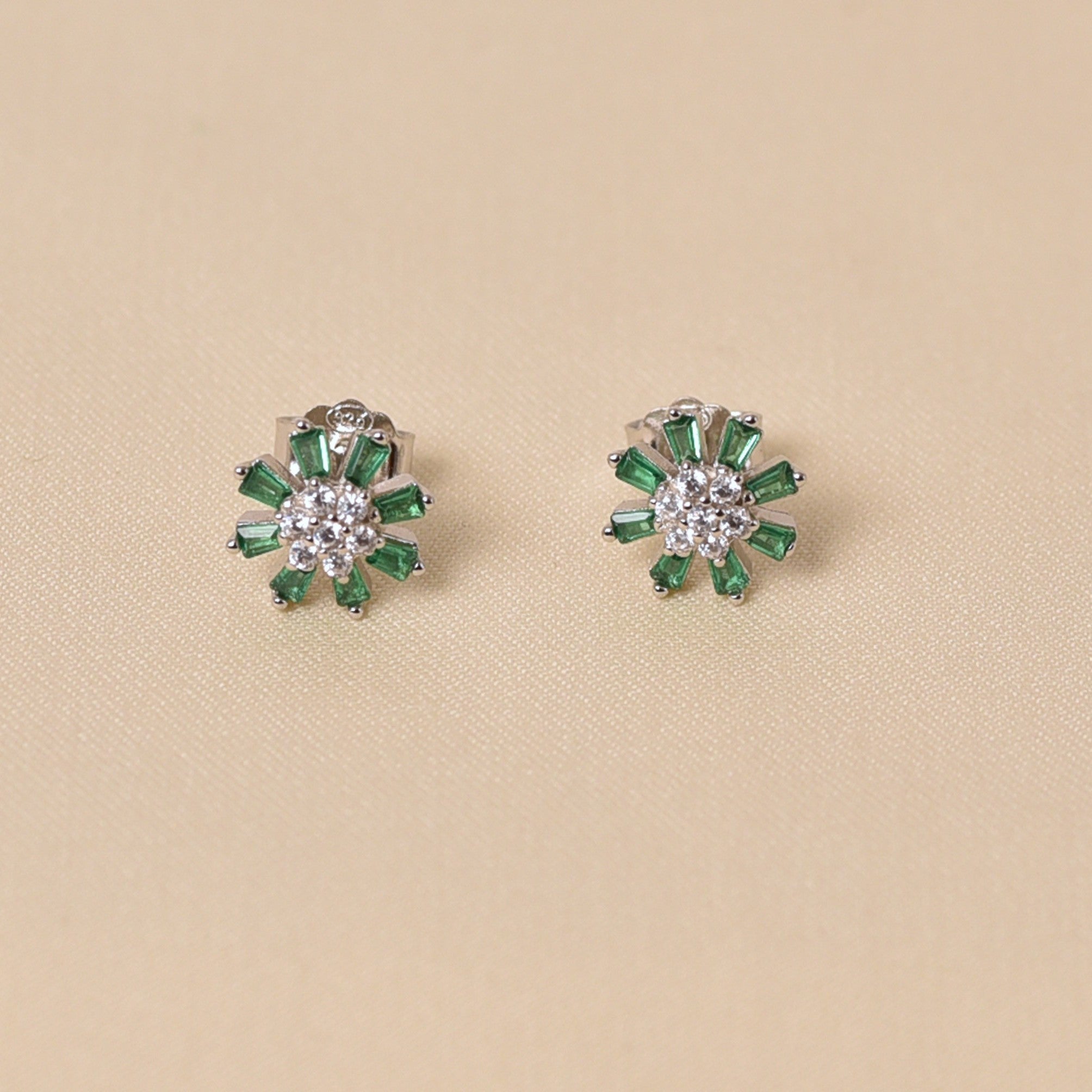 Daisy Radiant Earrings -Green