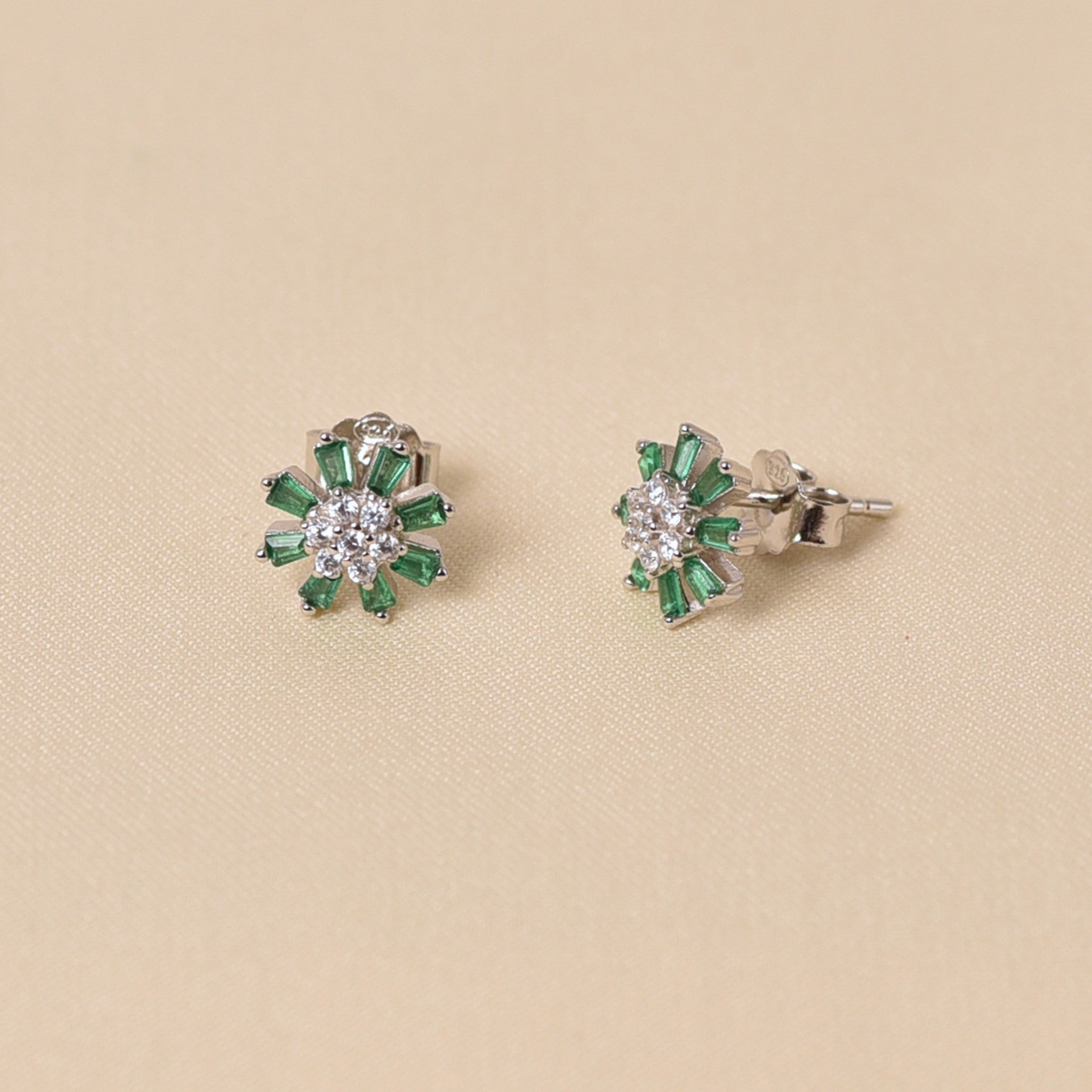 Daisy Radiant Earrings -Green