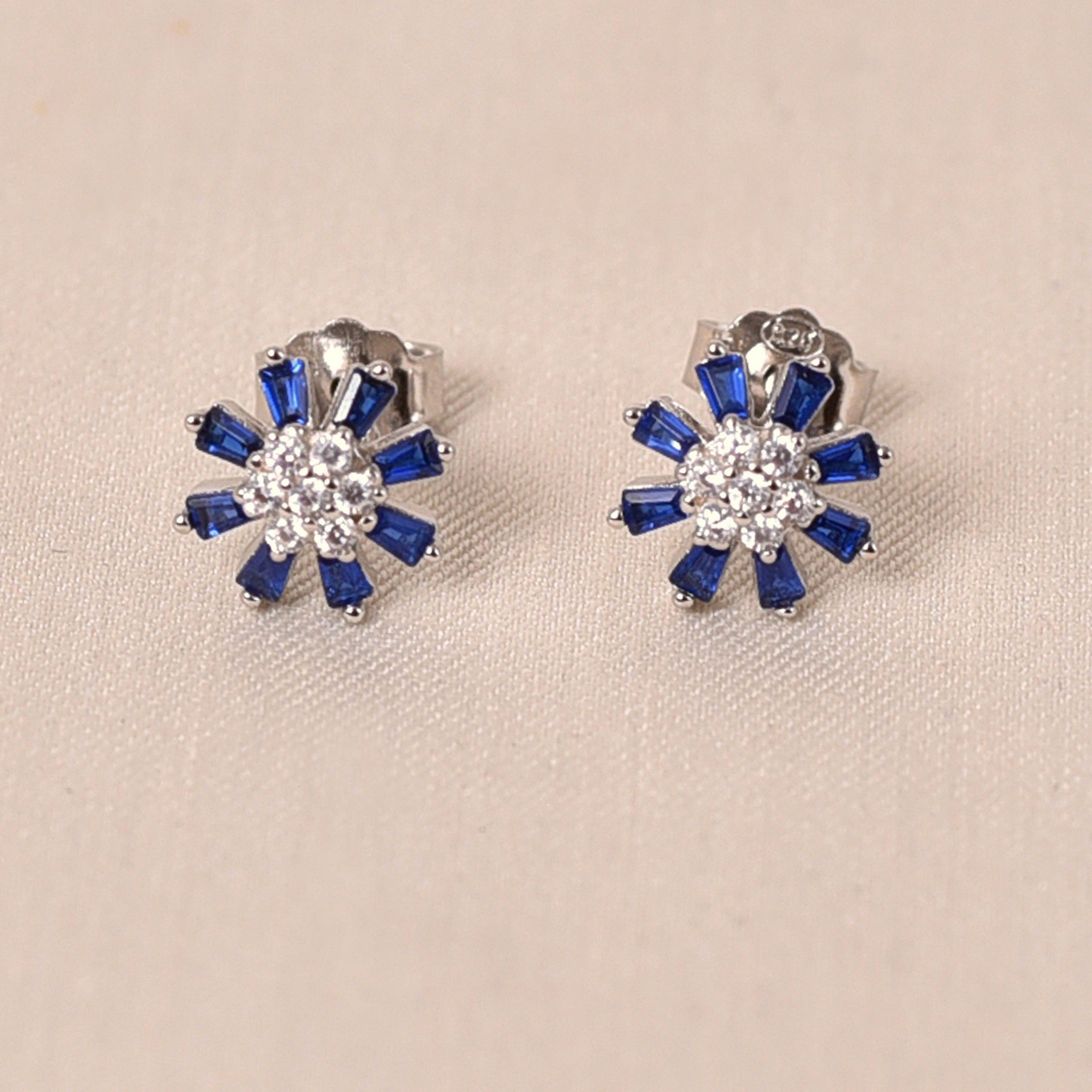 Daisy Radiant Earring - Dark Blue