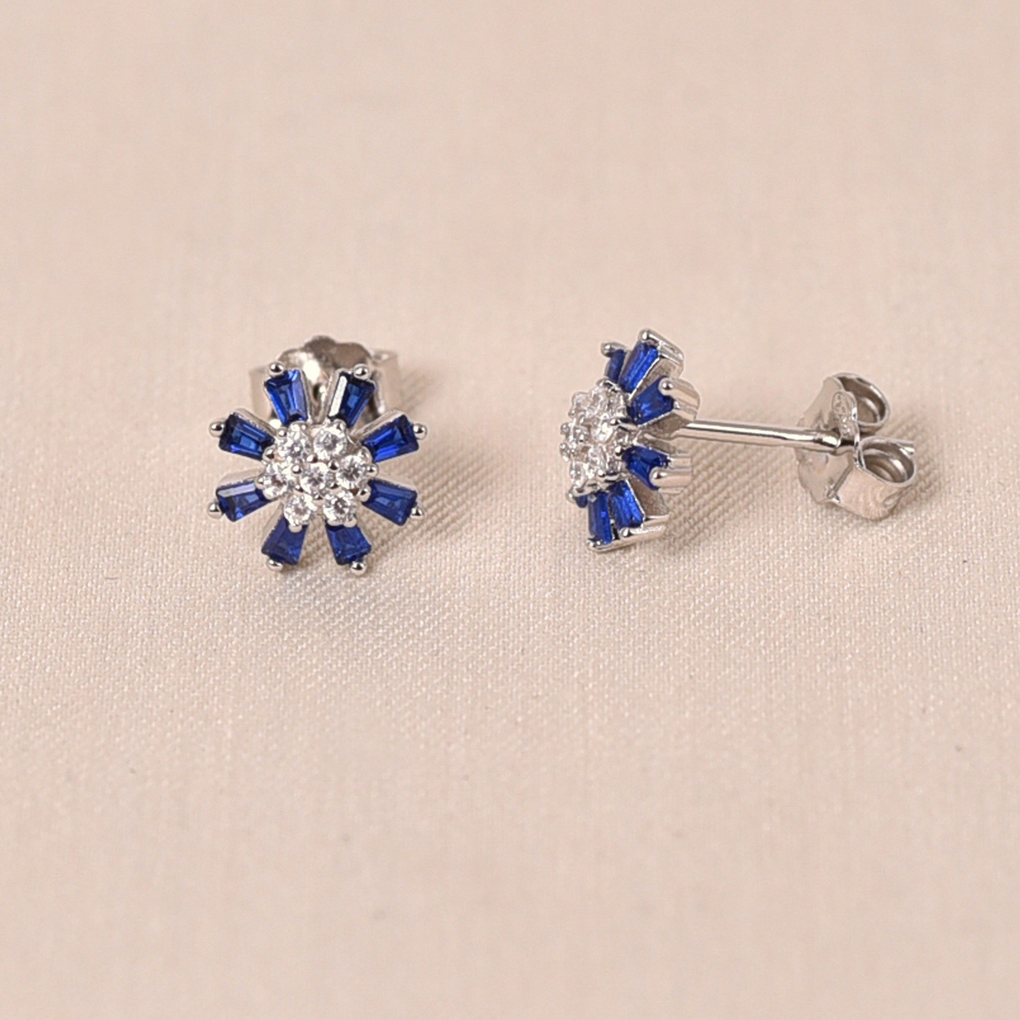 Daisy Radiant Earring - Dark Blue
