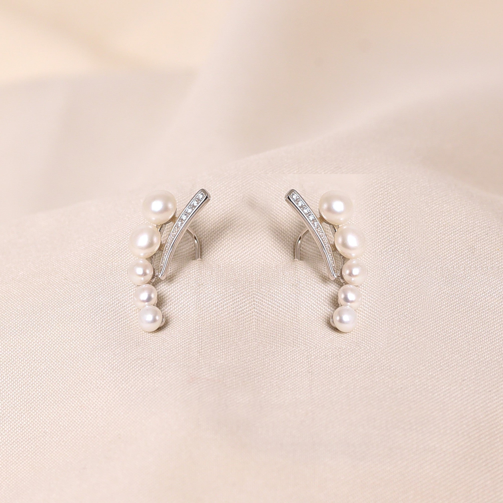 Pearl Silver Cuff Earring