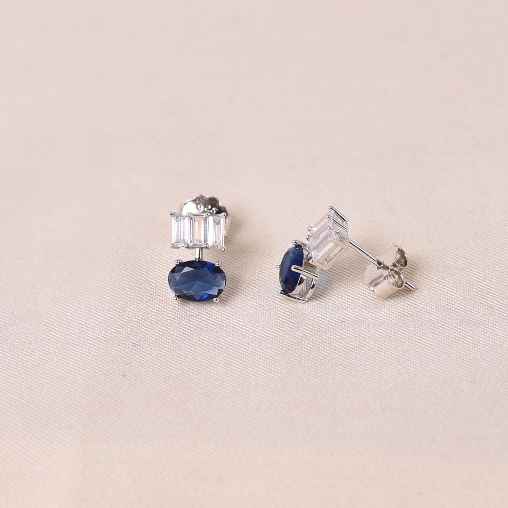 Stand in Oval Earrings- Dark Blue